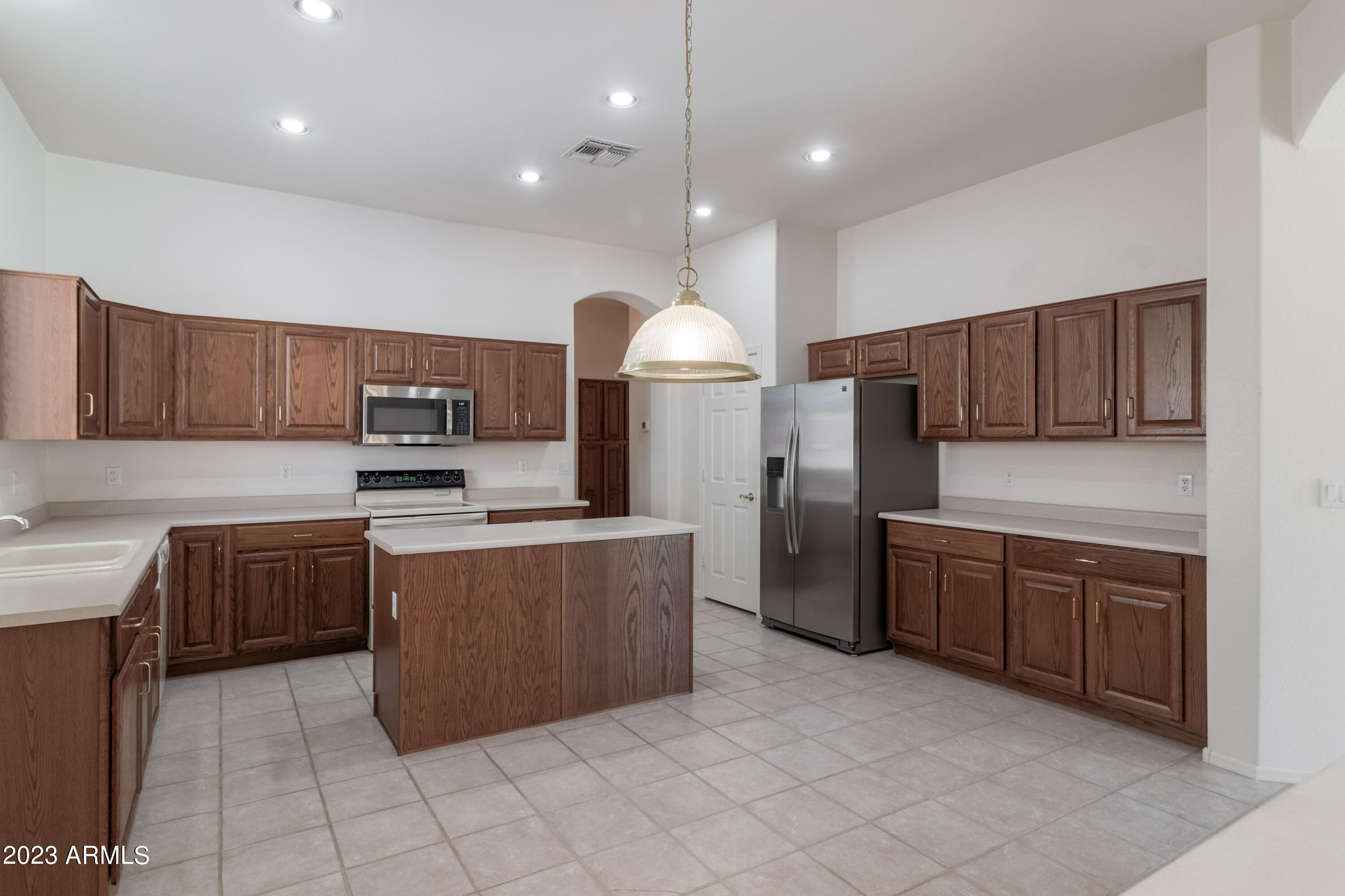 5082 Tumbleweed Lane