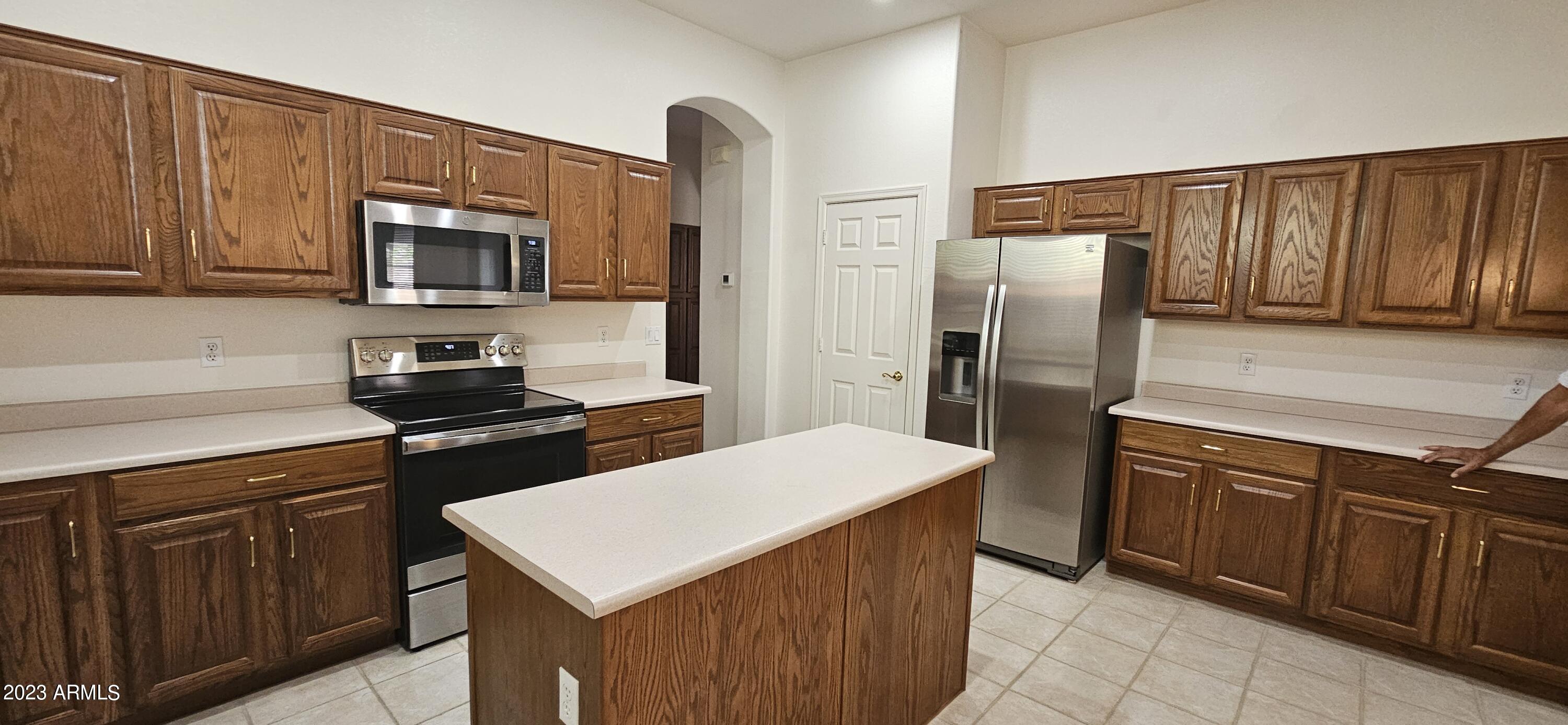 5082 Tumbleweed Lane