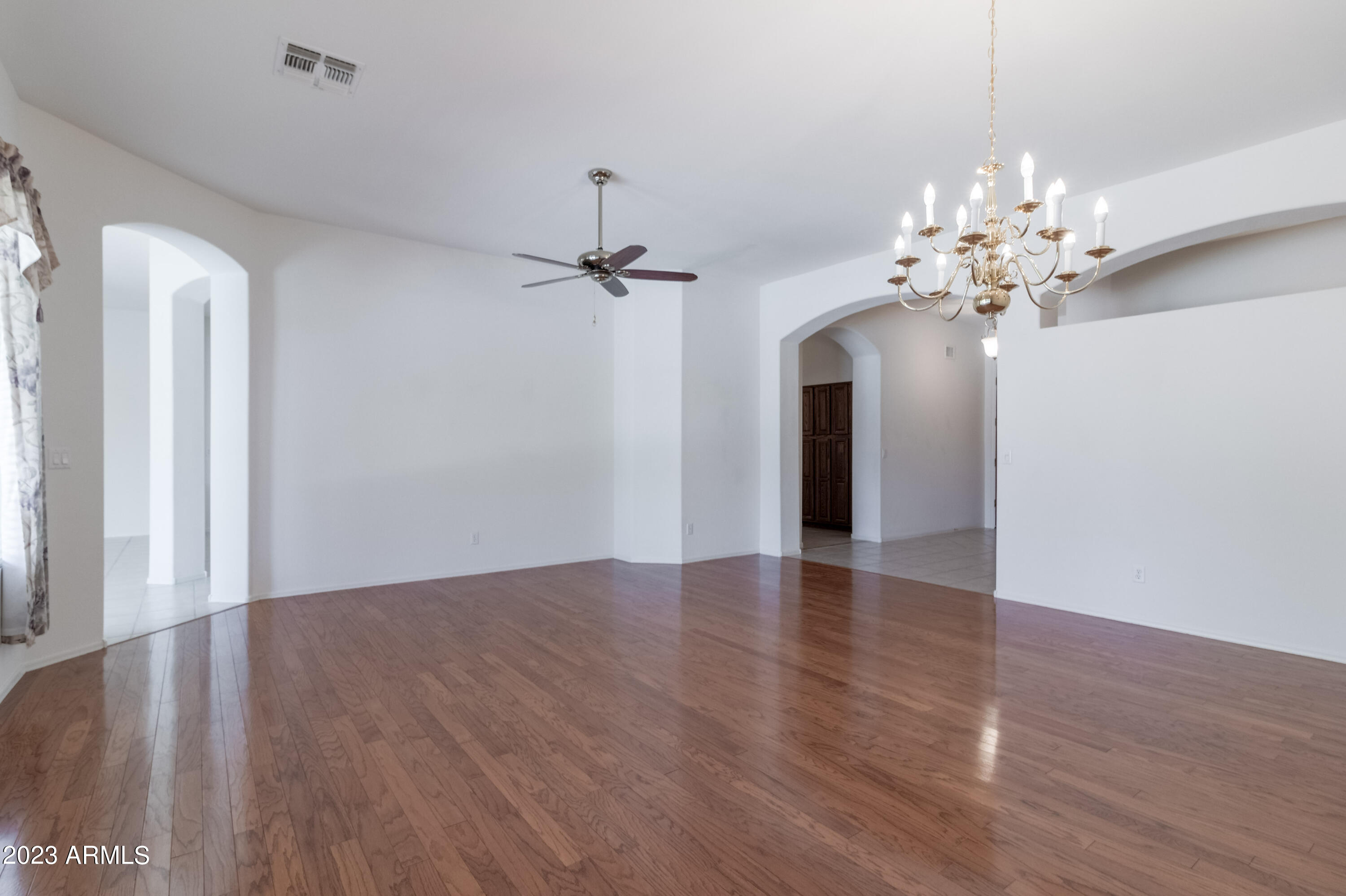 5082 Tumbleweed Lane