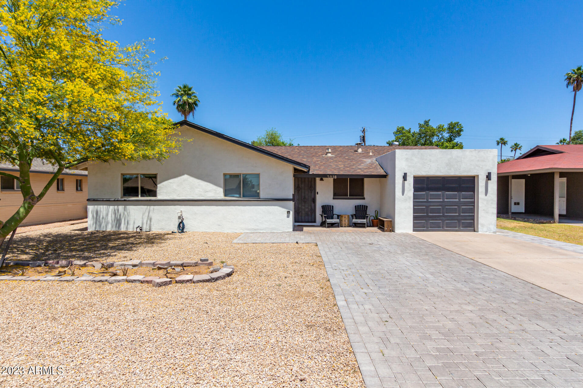 3018 E Earll Drive