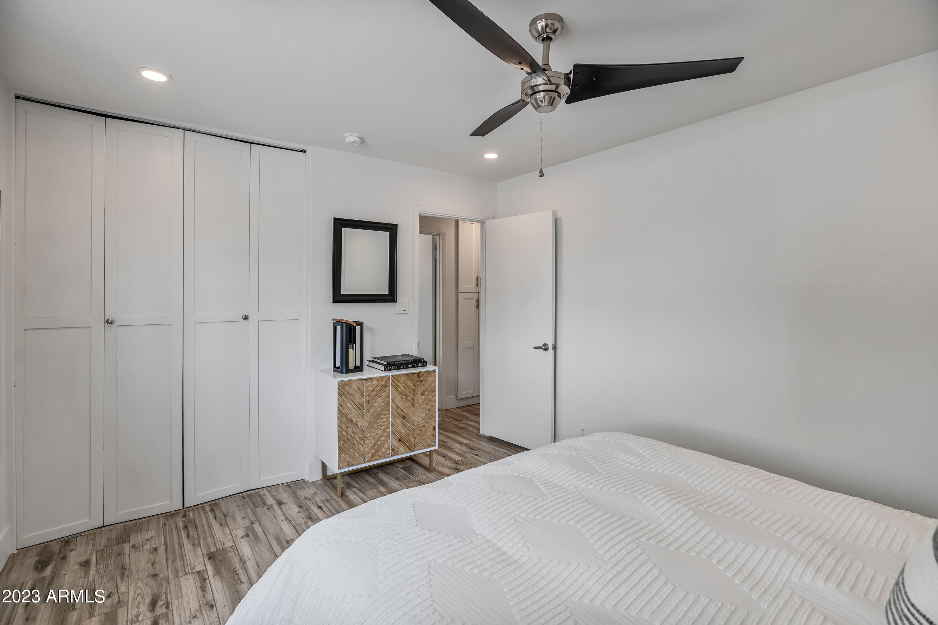 8224 E DEVONSHIRE Avenue