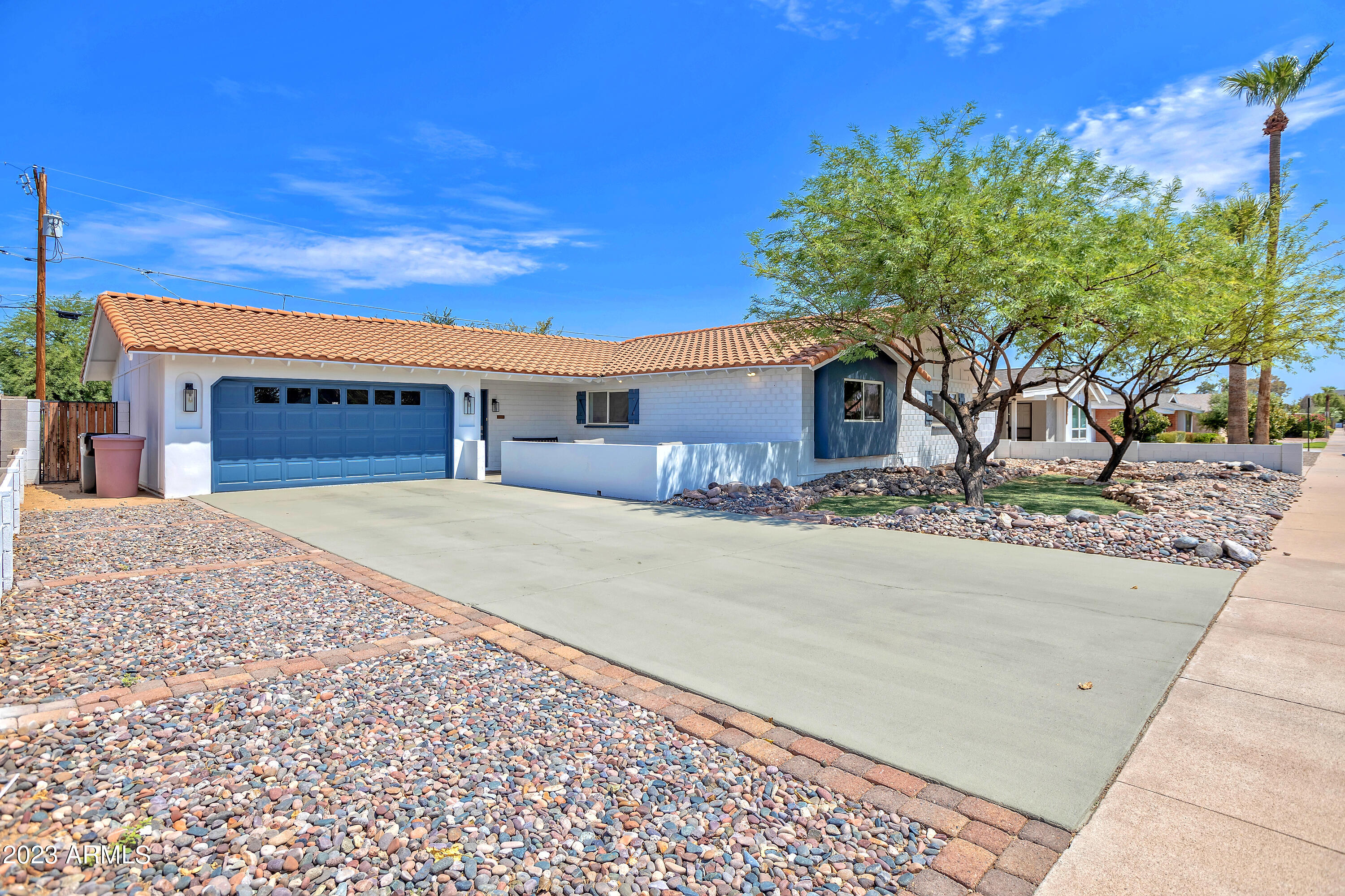 8224 E DEVONSHIRE Avenue