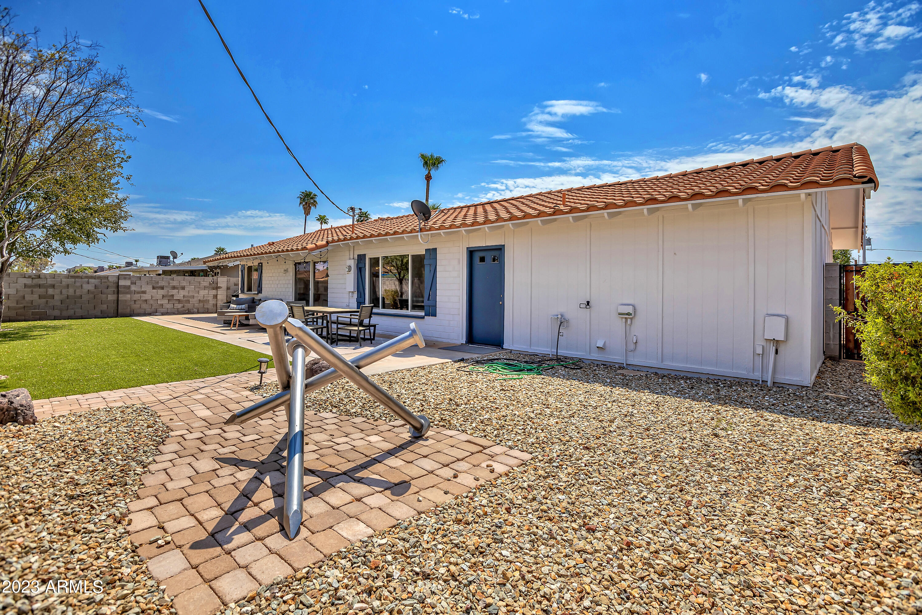 8224 E DEVONSHIRE Avenue