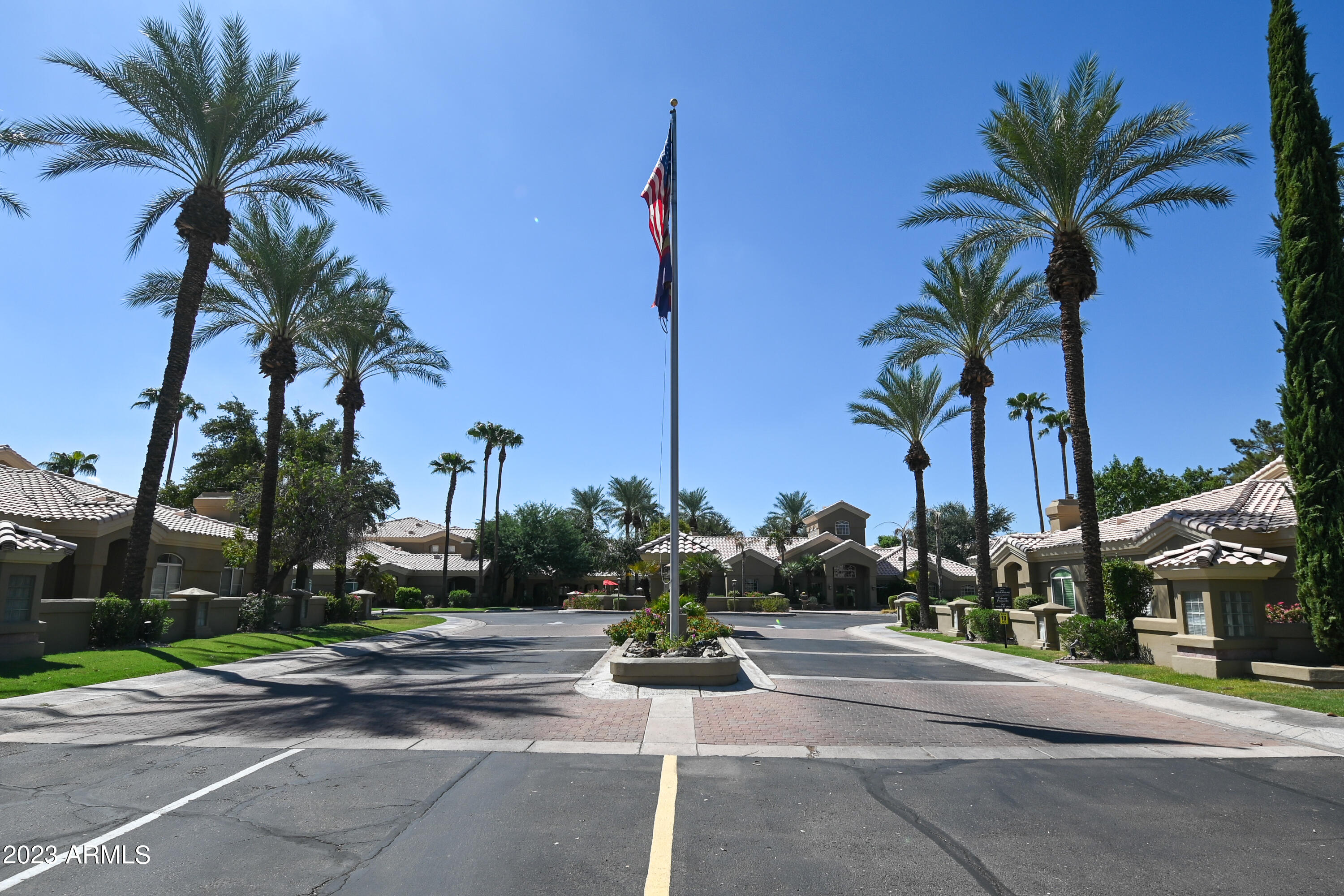 5335 E SHEA Boulevard, 1030