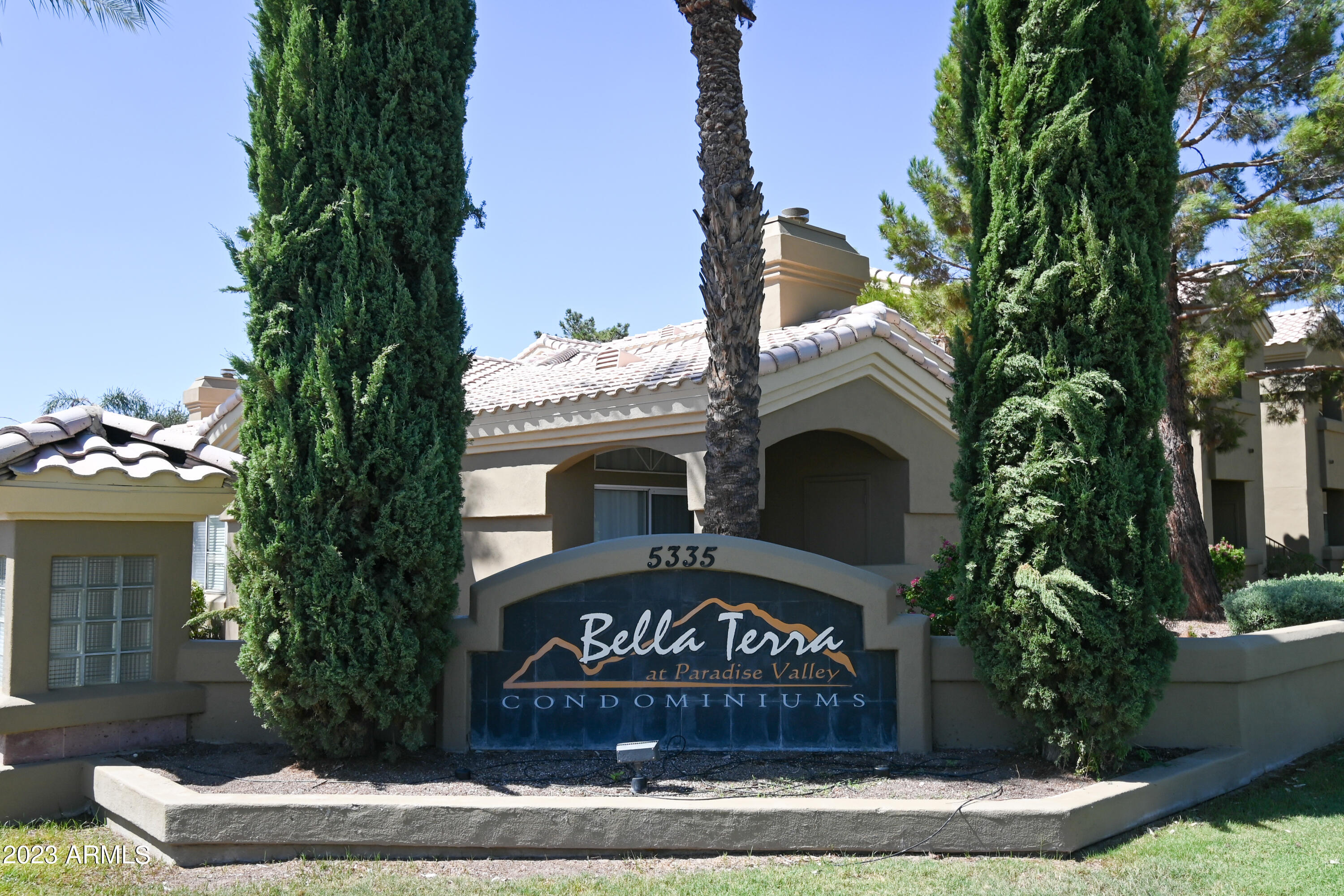 5335 E SHEA Boulevard, 1030