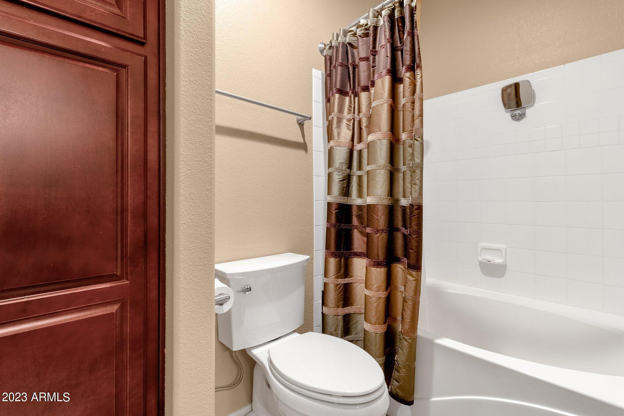 5335 E SHEA Boulevard, 1030