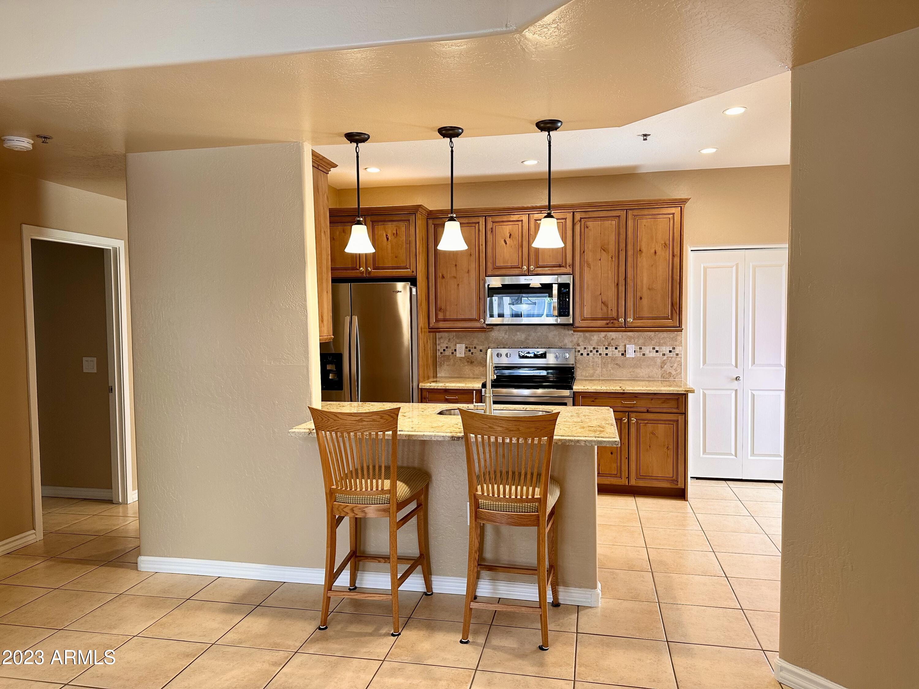 11260 N 92ND Street, 1050