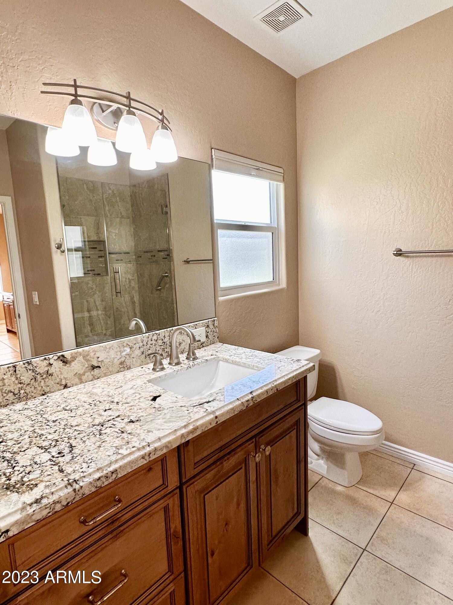 11260 N 92ND Street, 1050