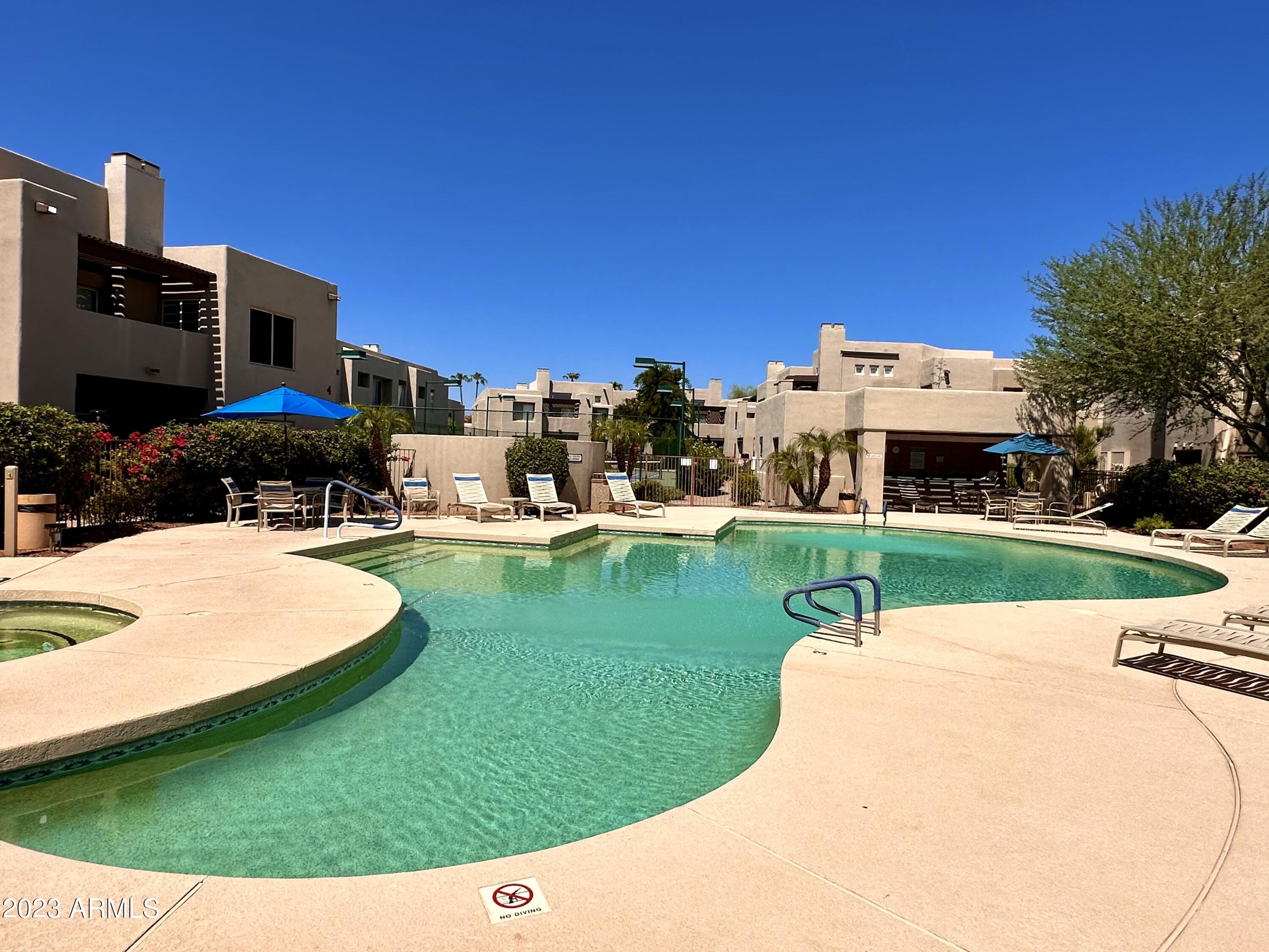 11260 N 92ND Street, 1050