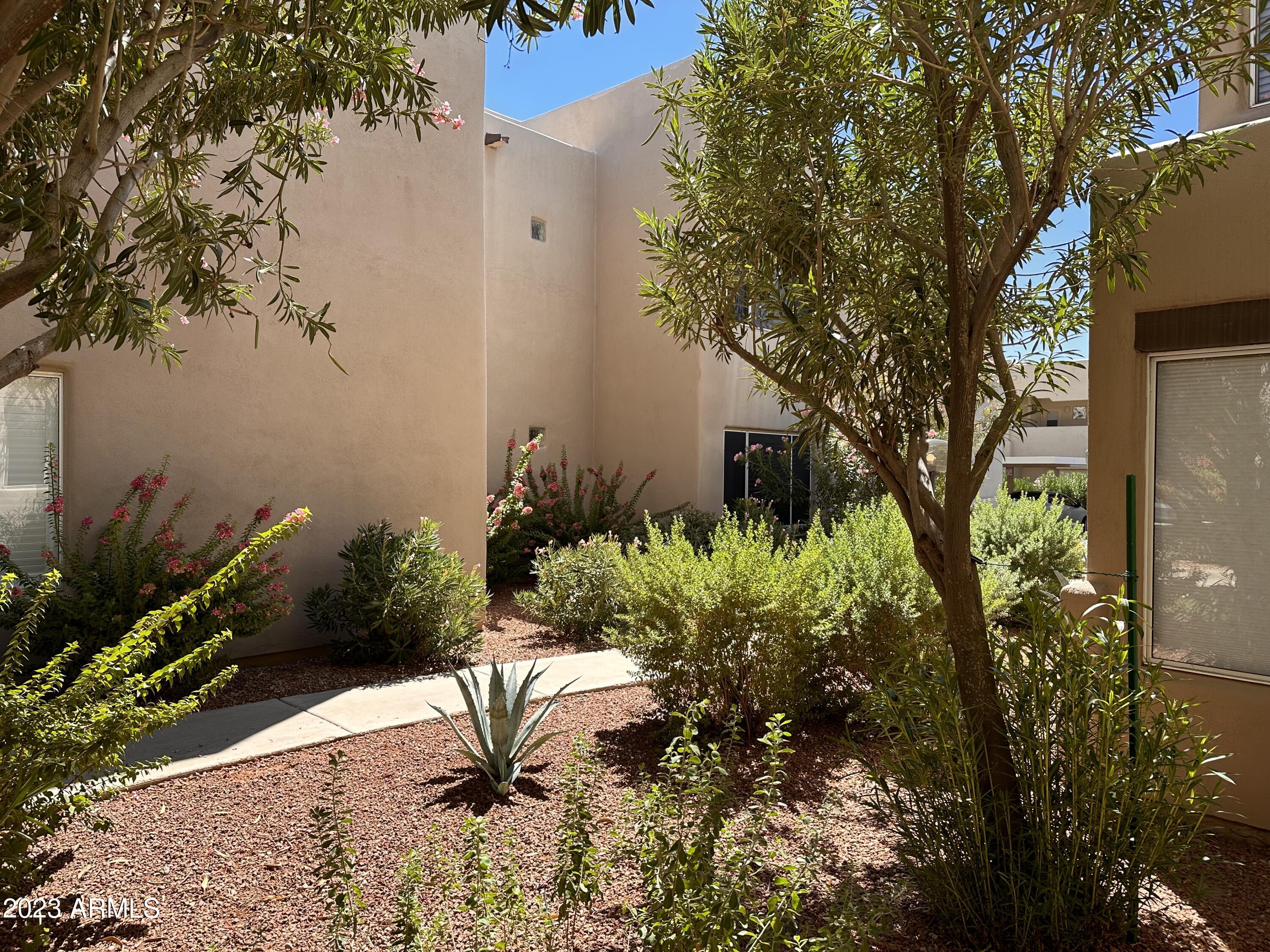 11260 N 92ND Street, 1050