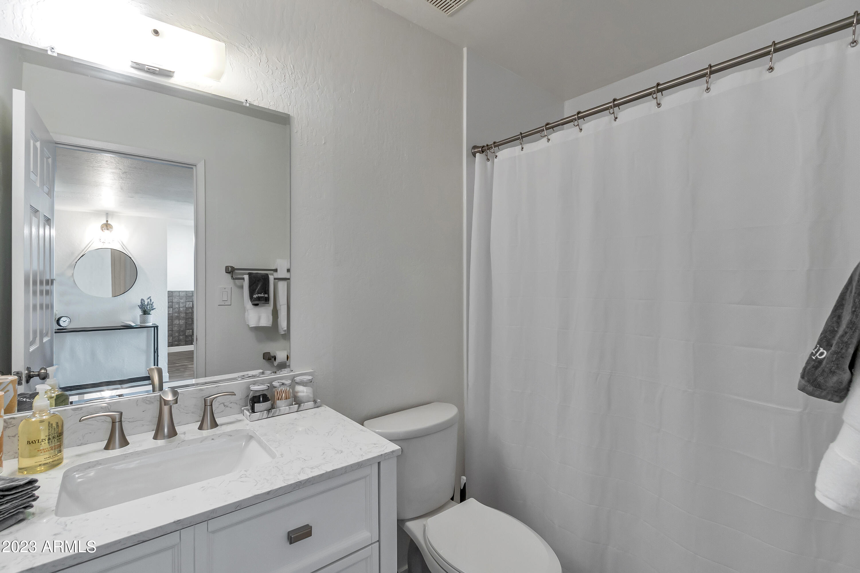 4620 N 68th Street Unit: 122