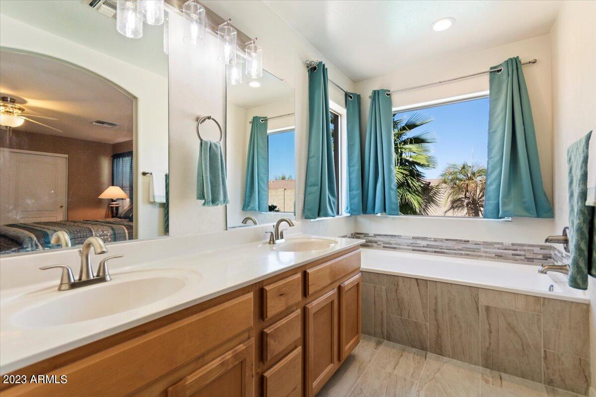 2154 W JASPER BUTTE Drive