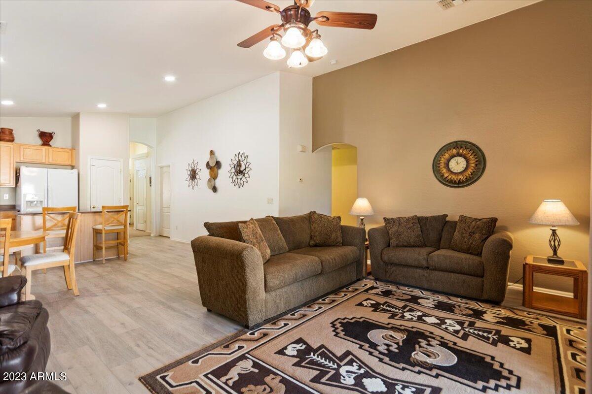 2154 W JASPER BUTTE Drive