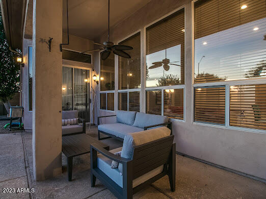 5319 E WOODRIDGE Drive