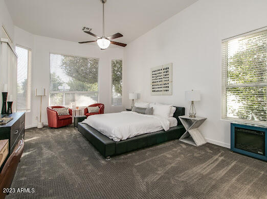 5319 E WOODRIDGE Drive
