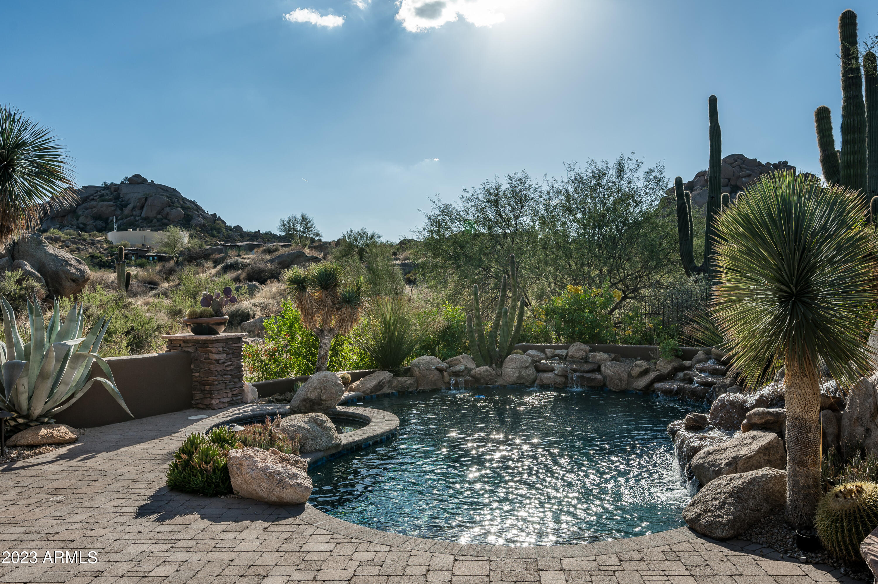 10616 E GREYTHORN Drive