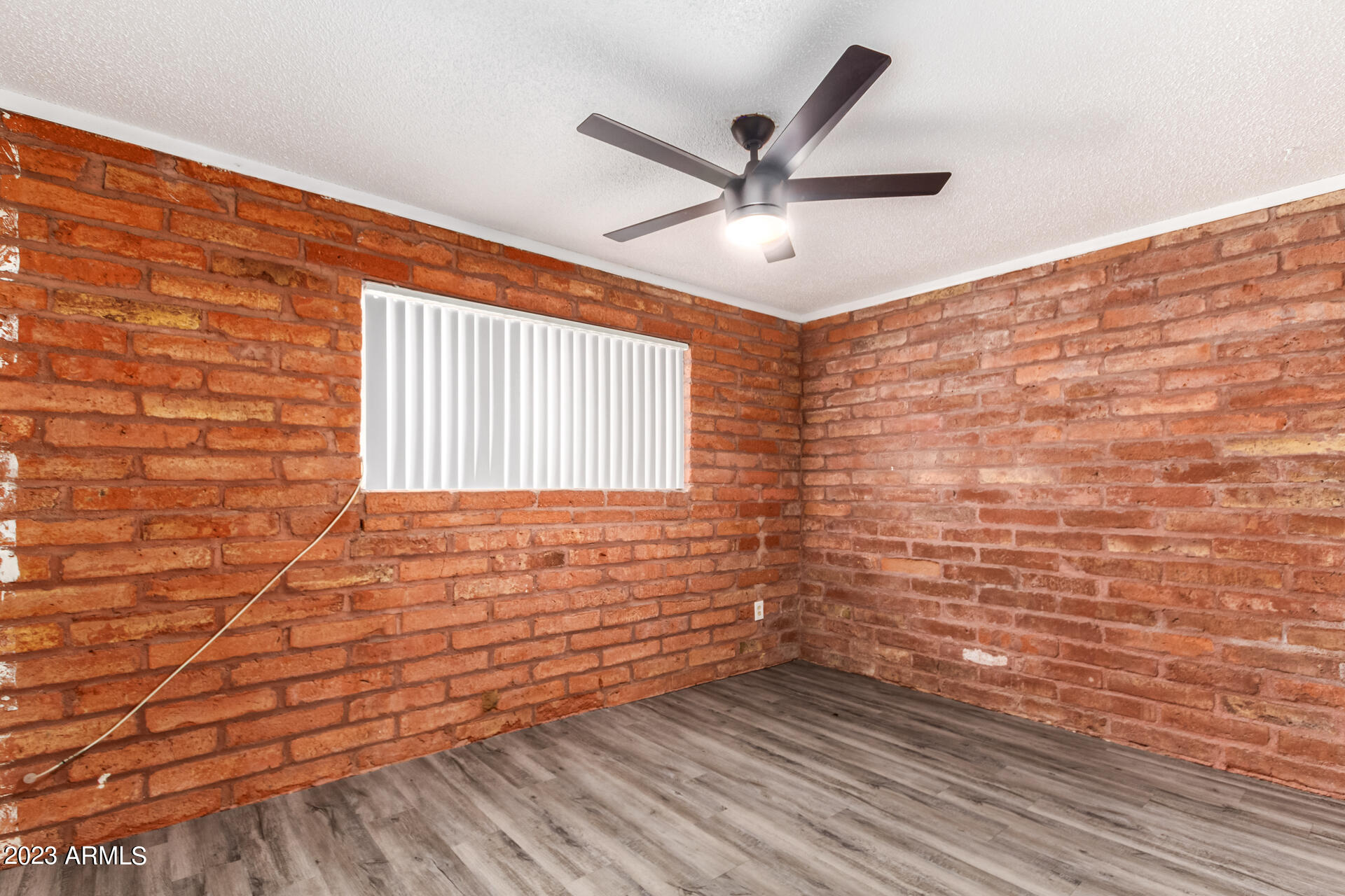 1000 S DORSEY Lane, 17
