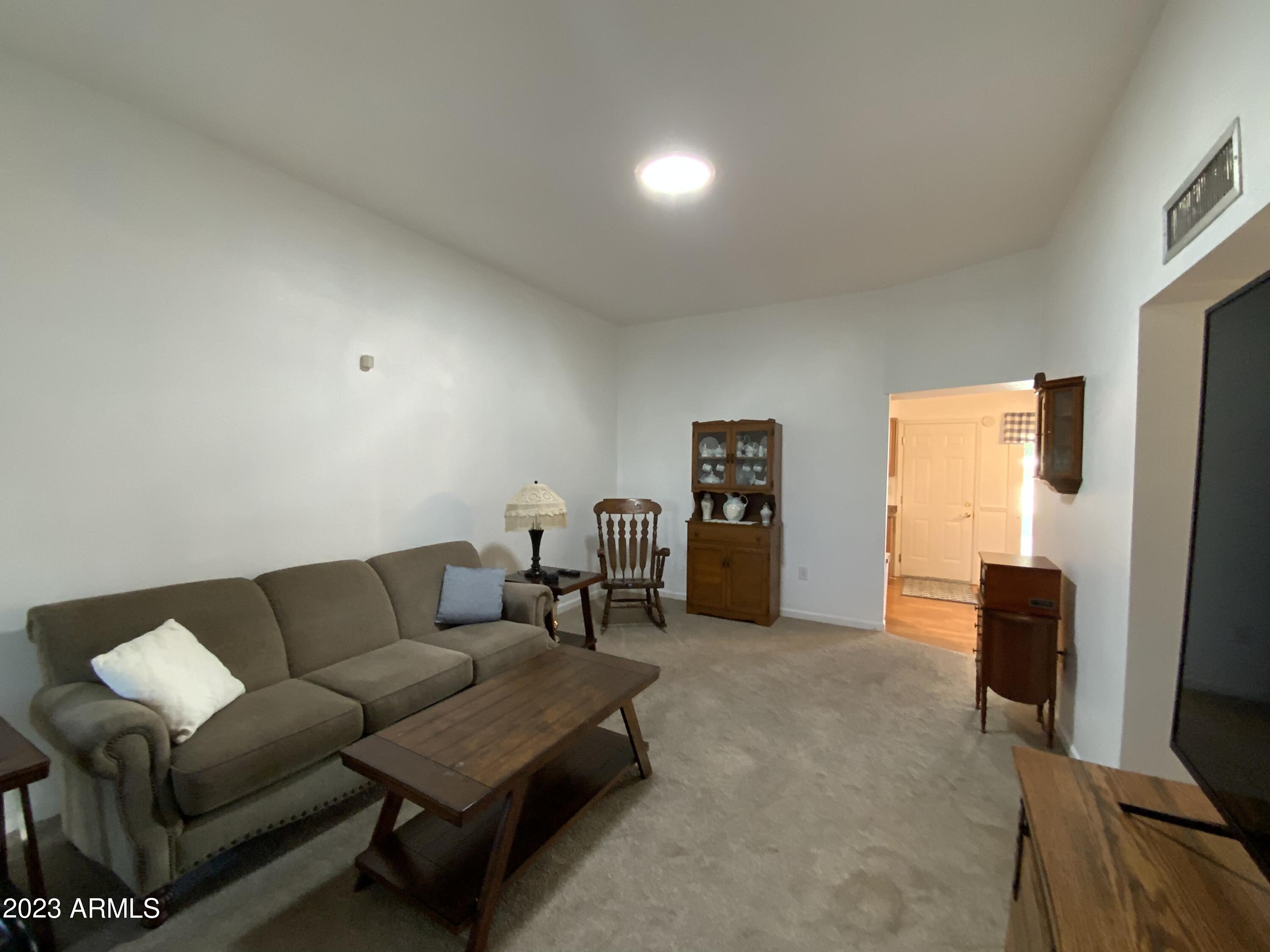 13613 N DEL WEBB Boulevard