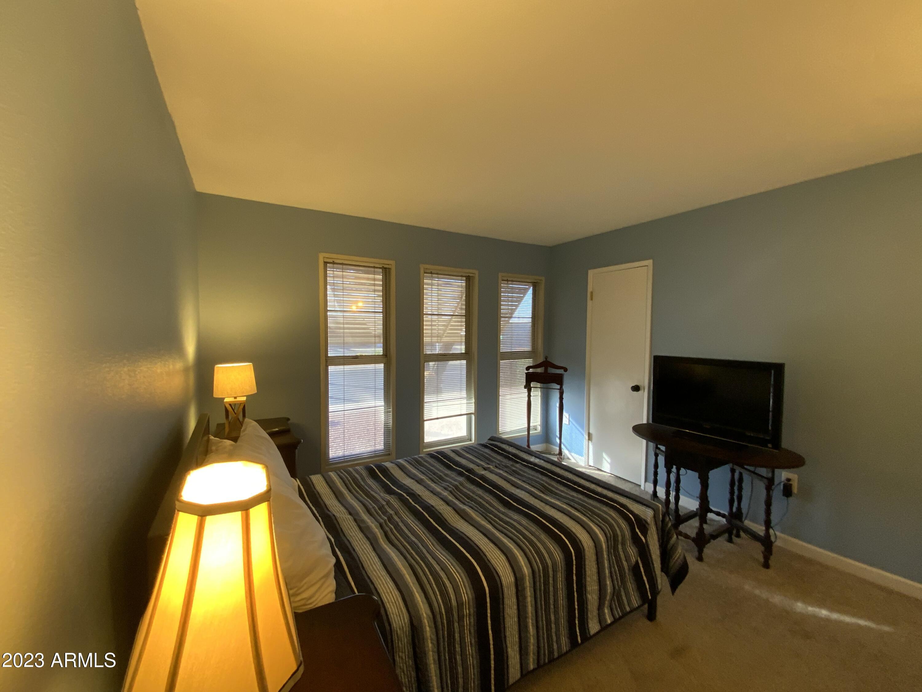 13613 N DEL WEBB Boulevard