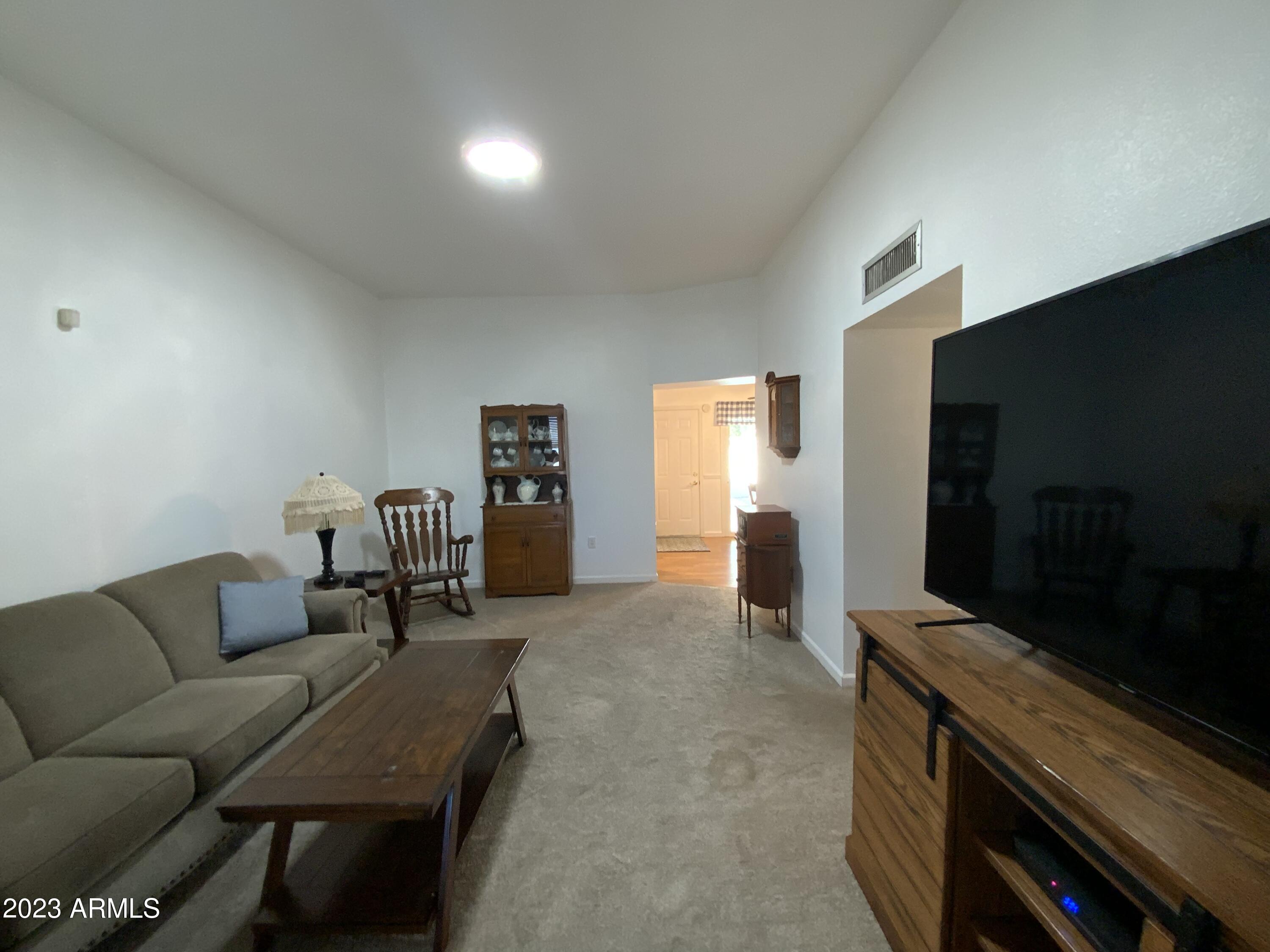 13613 N DEL WEBB Boulevard