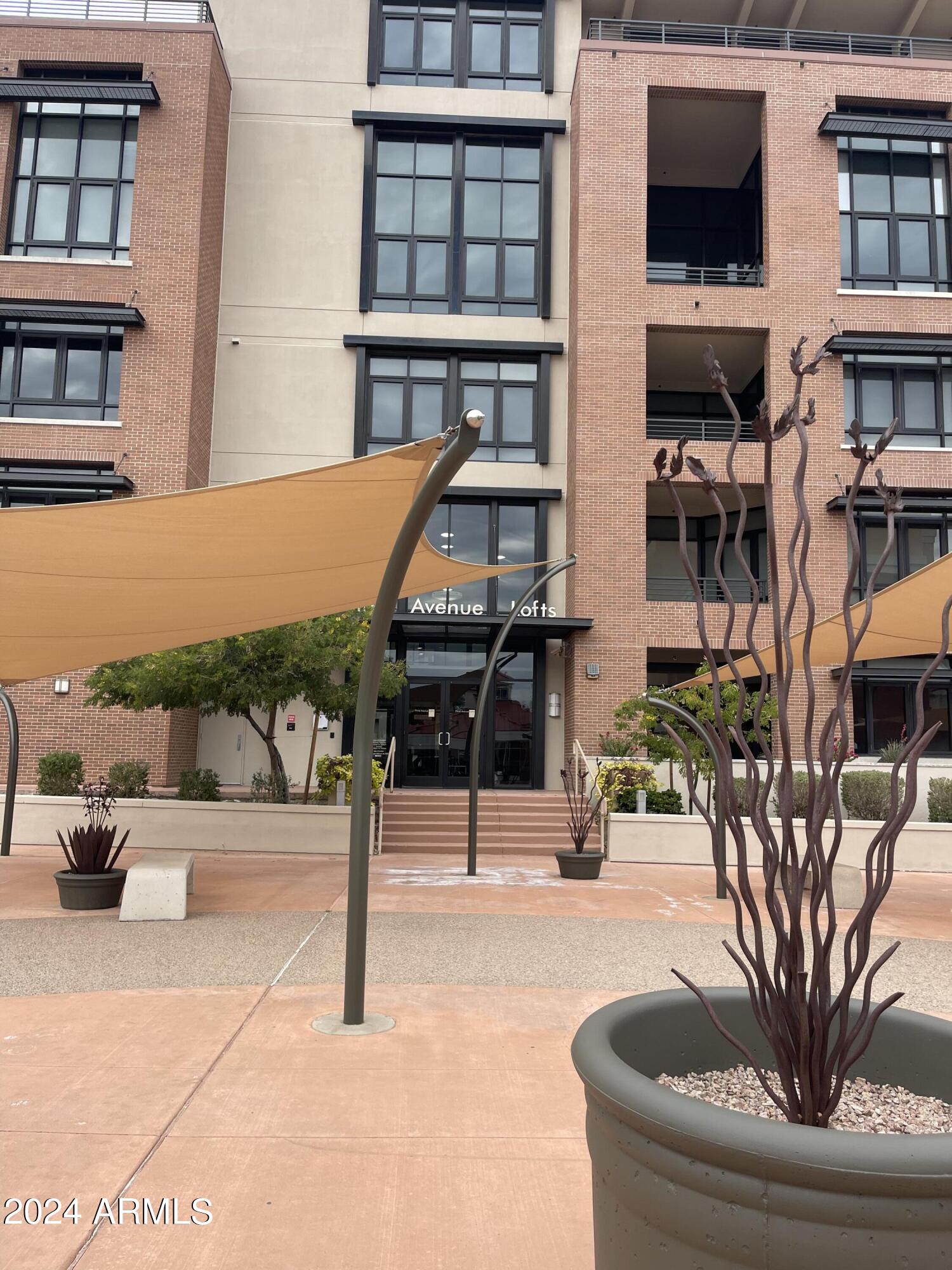 7301 E 3rd Avenue, PH2