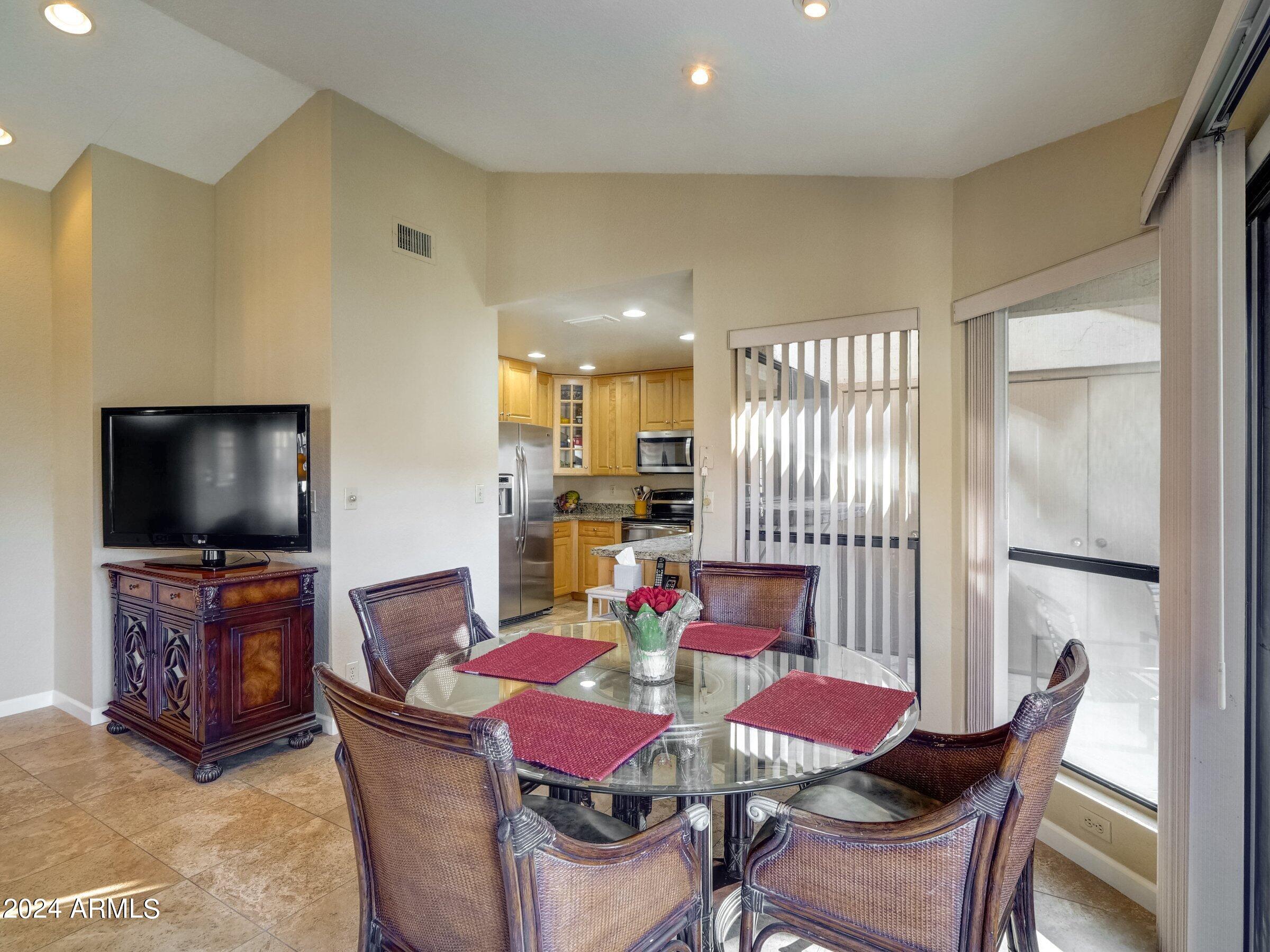 9707 E MOUNTAIN VIEW Road, 2456