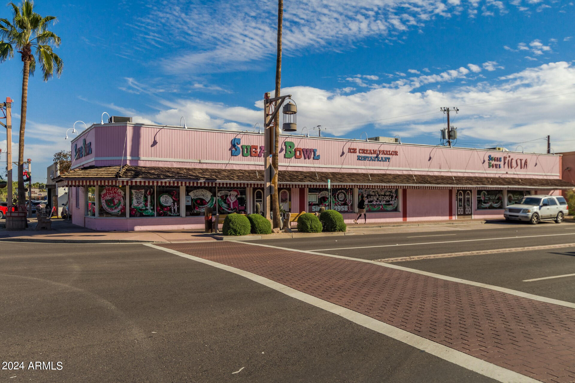 7008 E LATHAM Street