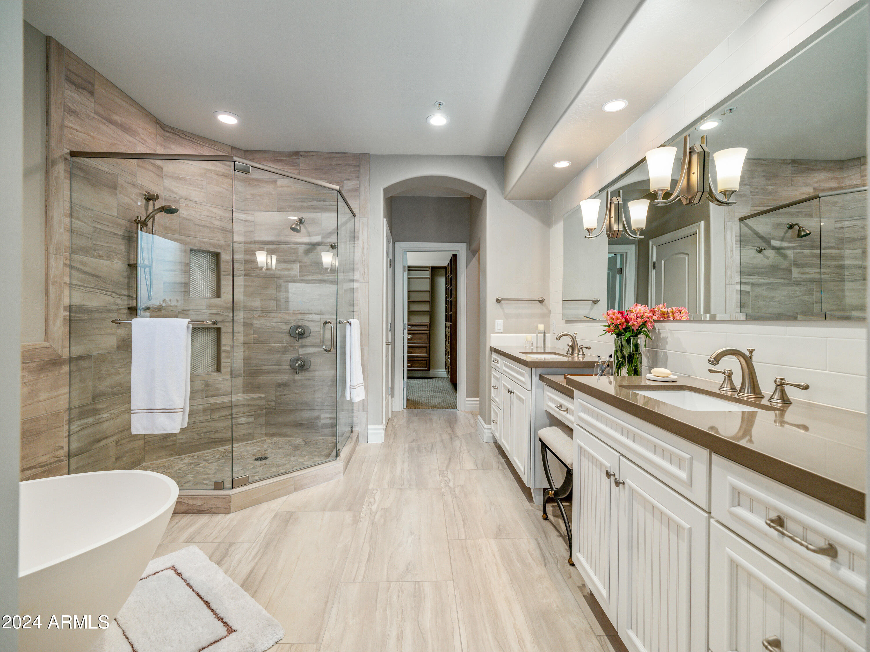 7323 E GAINEY RANCH Road Unit: 14