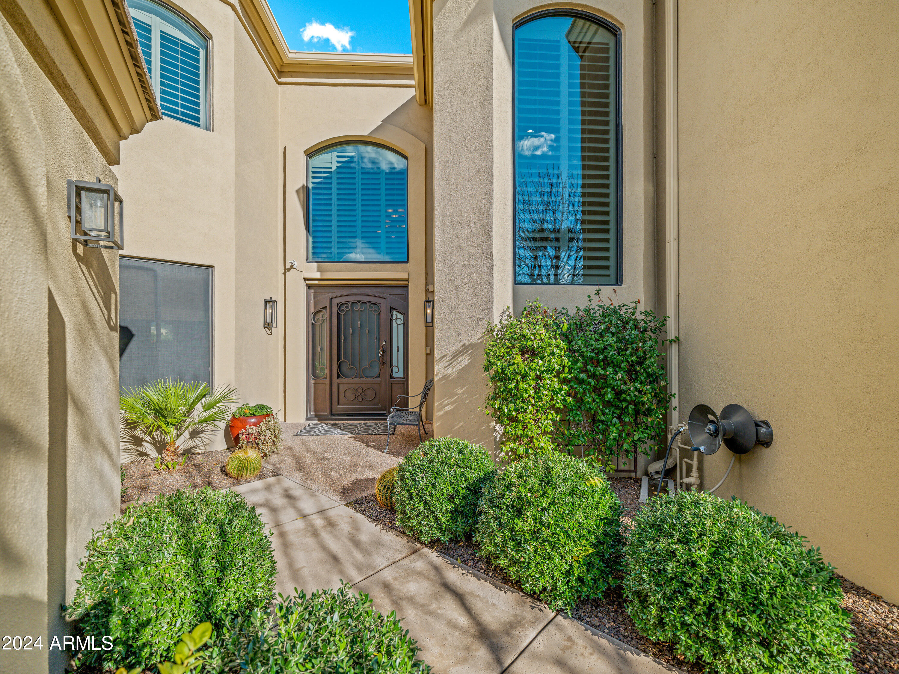 7323 E GAINEY RANCH Road Unit: 14