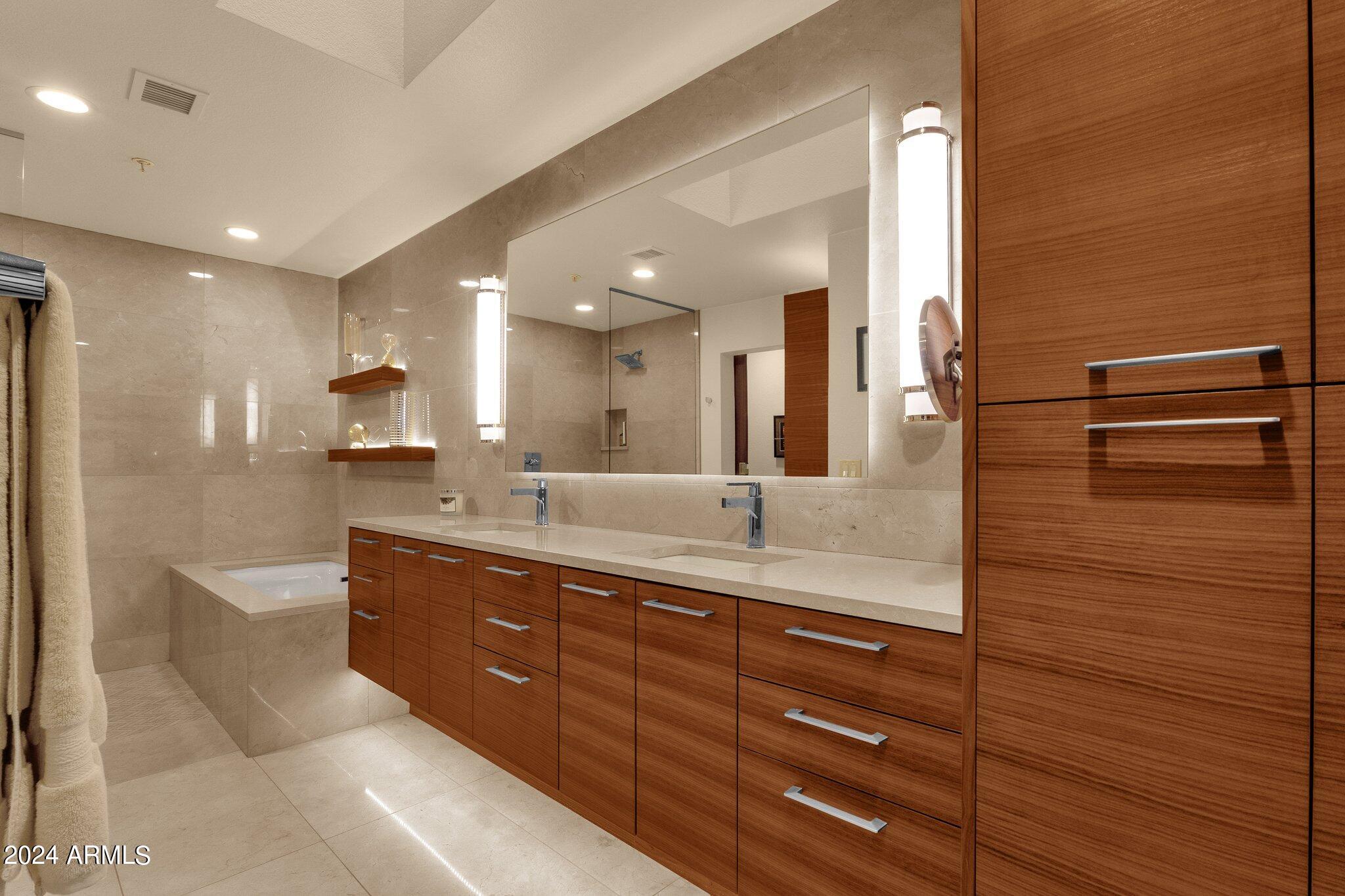 7222 E GAINEY RANCH Road, 144