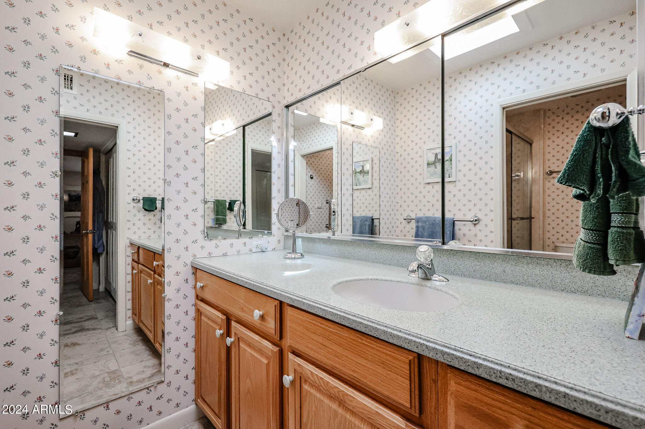 7817 E MARIPOSA Drive