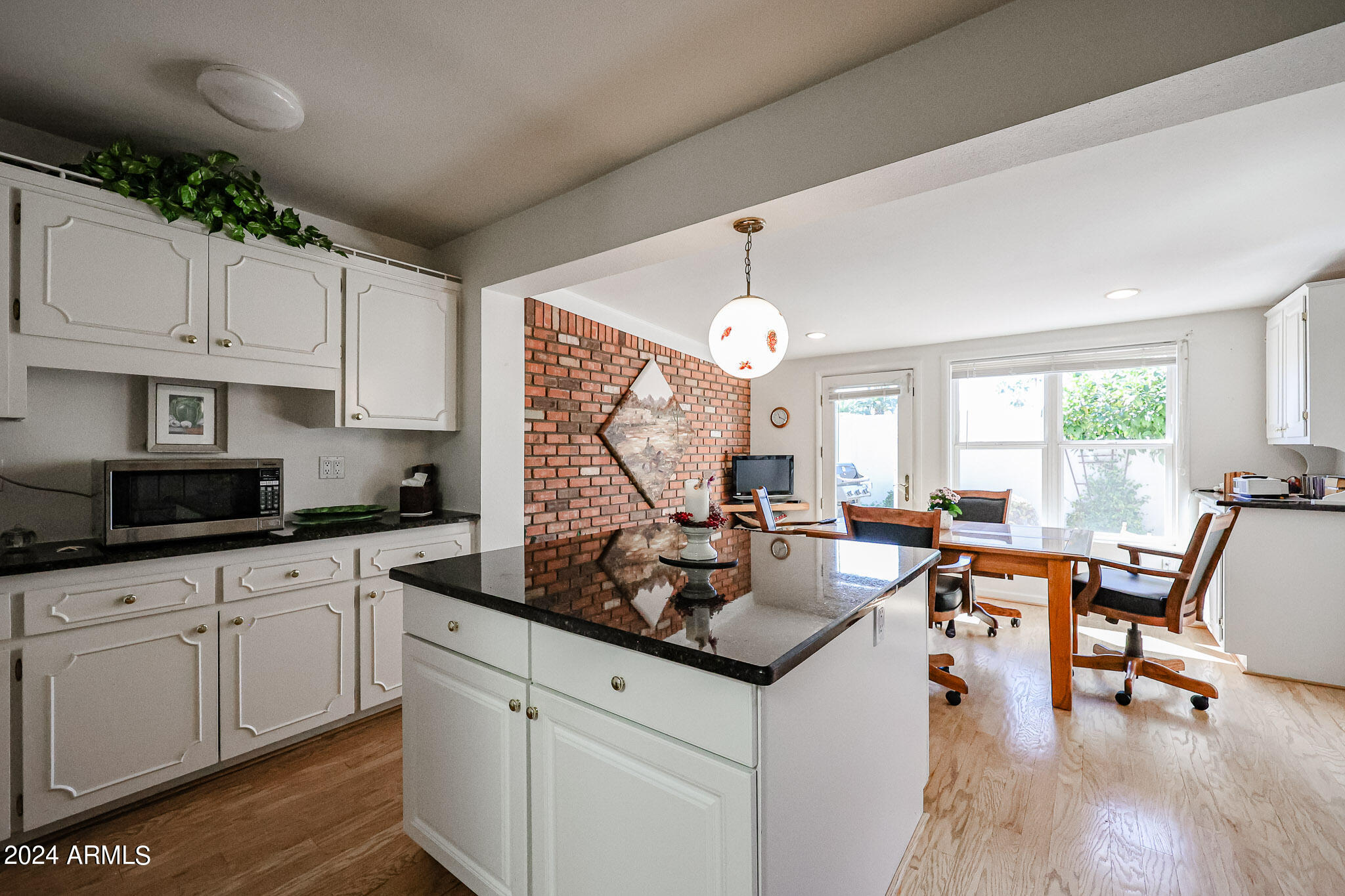 7817 E MARIPOSA Drive