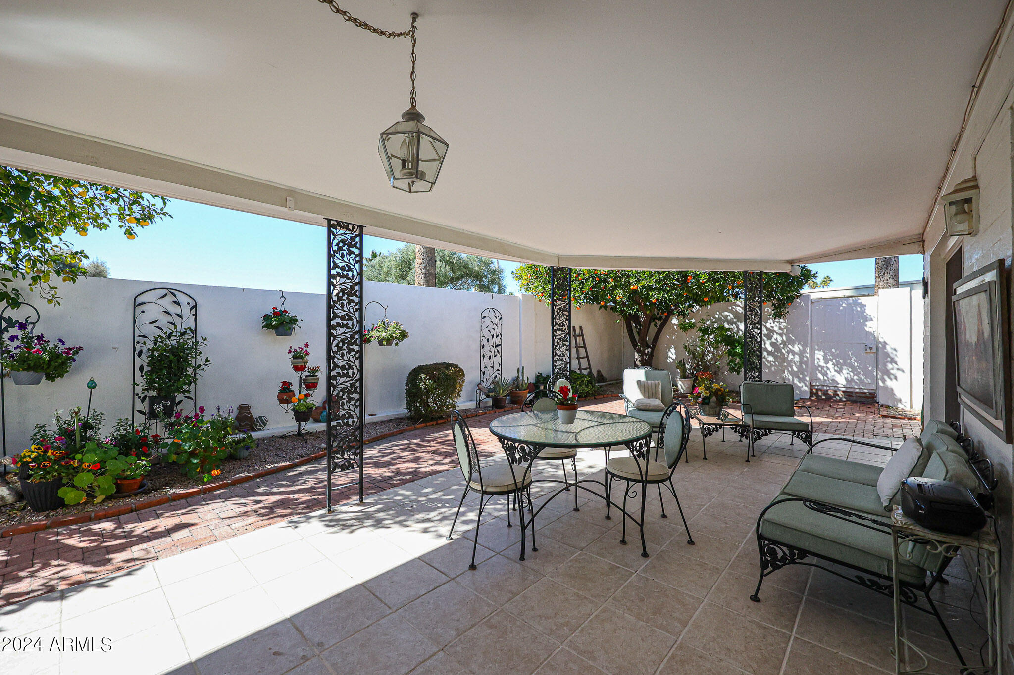 7817 E MARIPOSA Drive