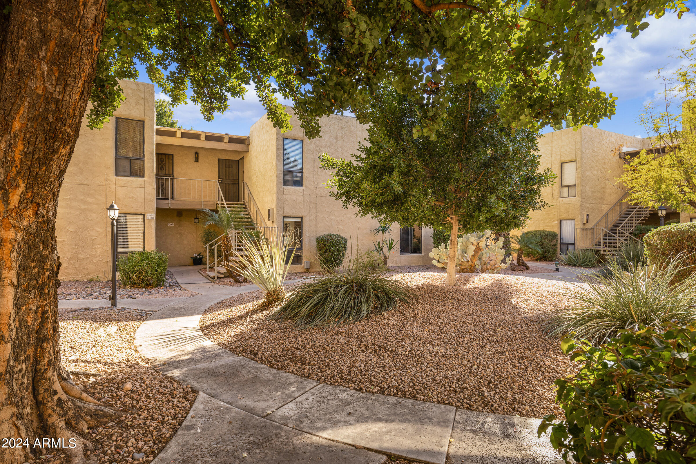 4950 N MILLER Road, 115