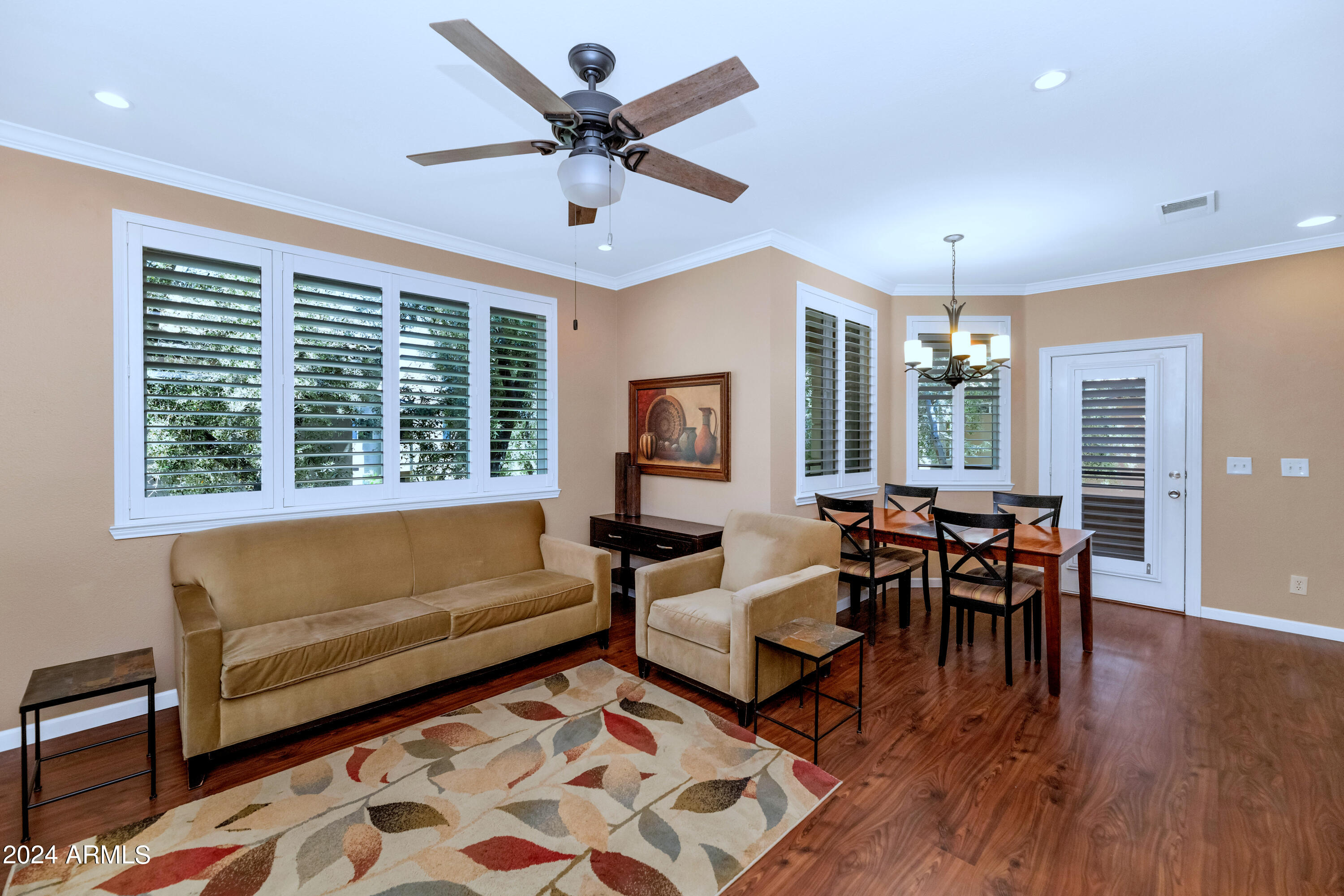 7009 E ACOMA Drive, 2167