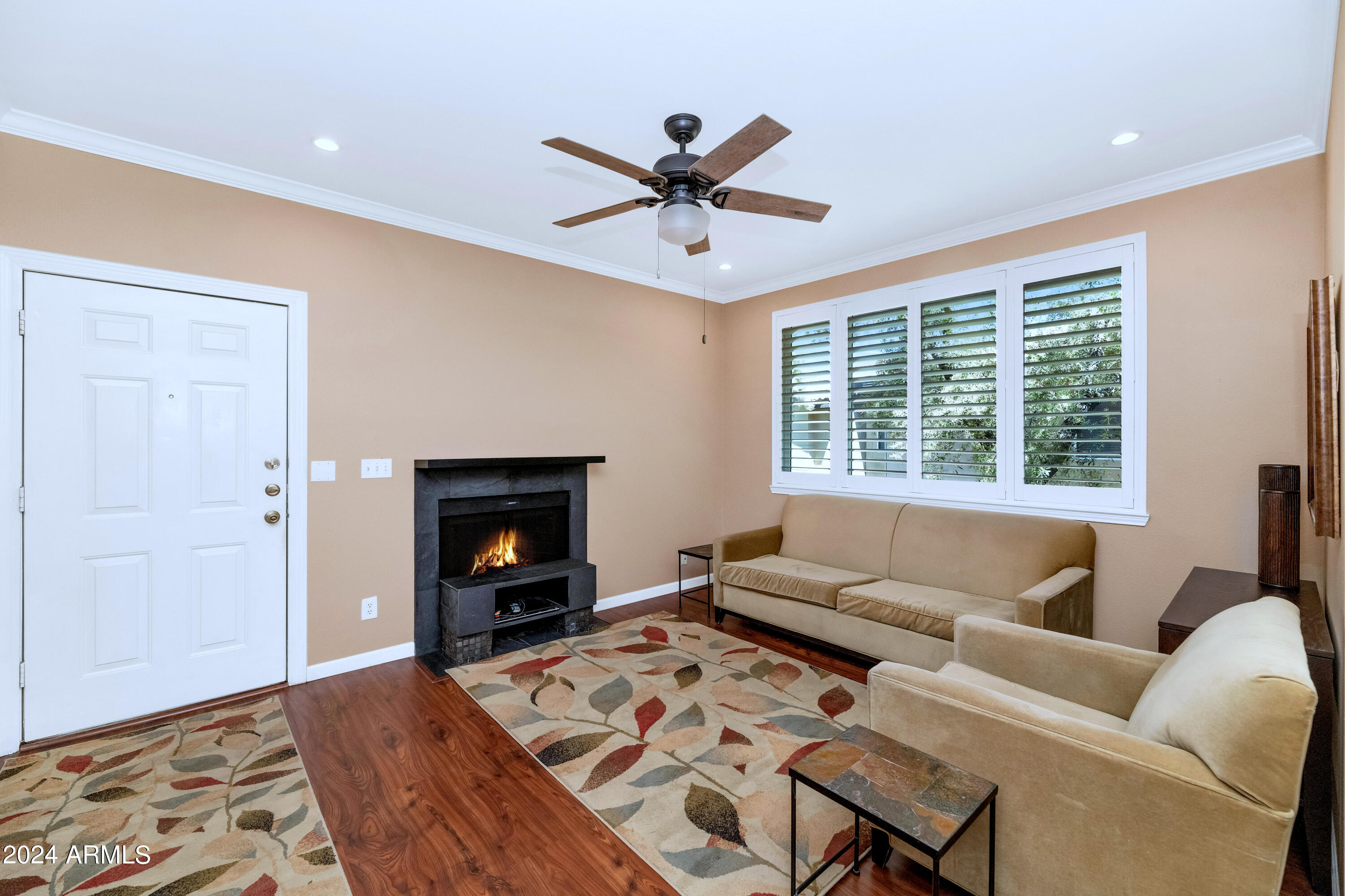 7009 E ACOMA Drive, 2167