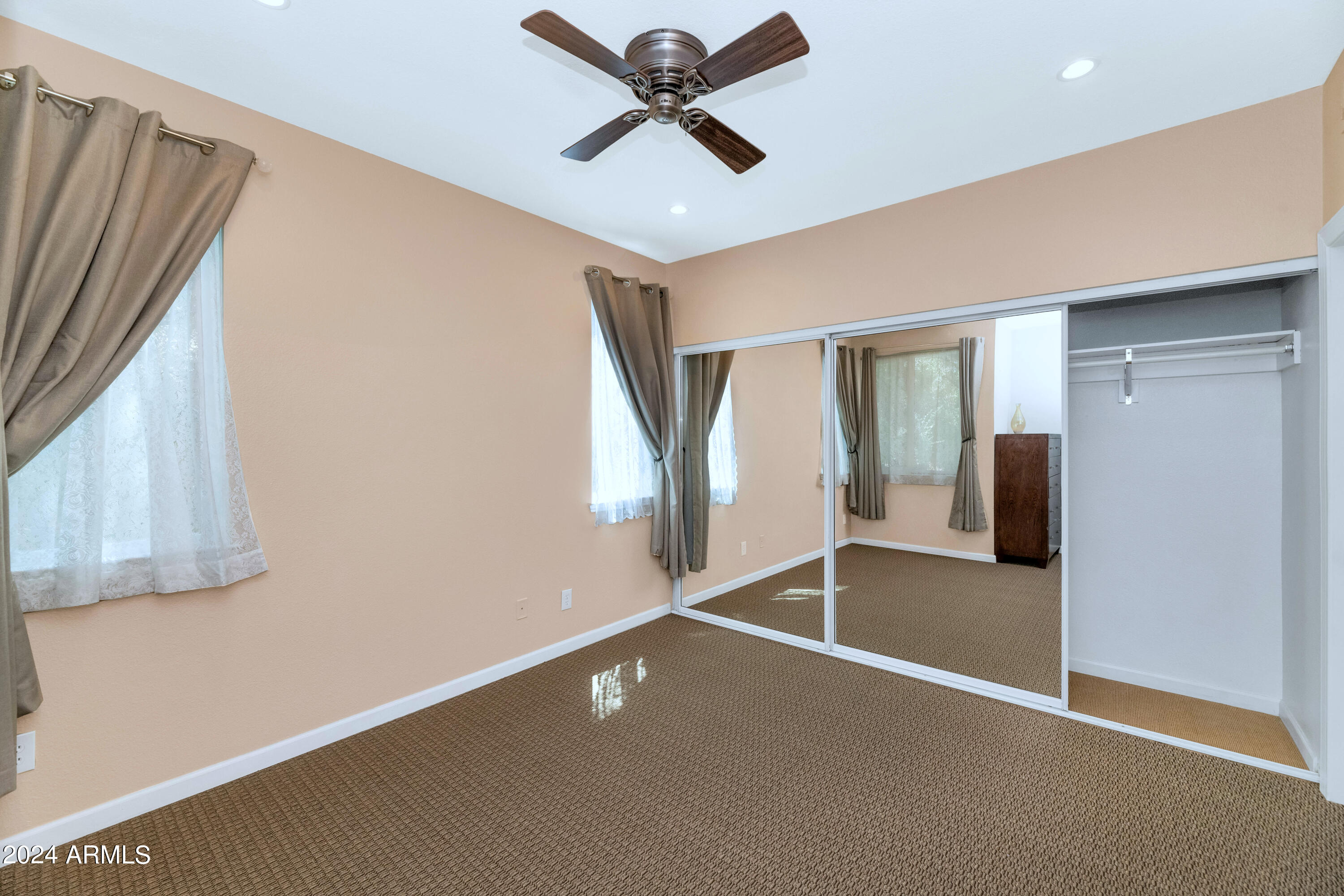 7009 E ACOMA Drive, 2167