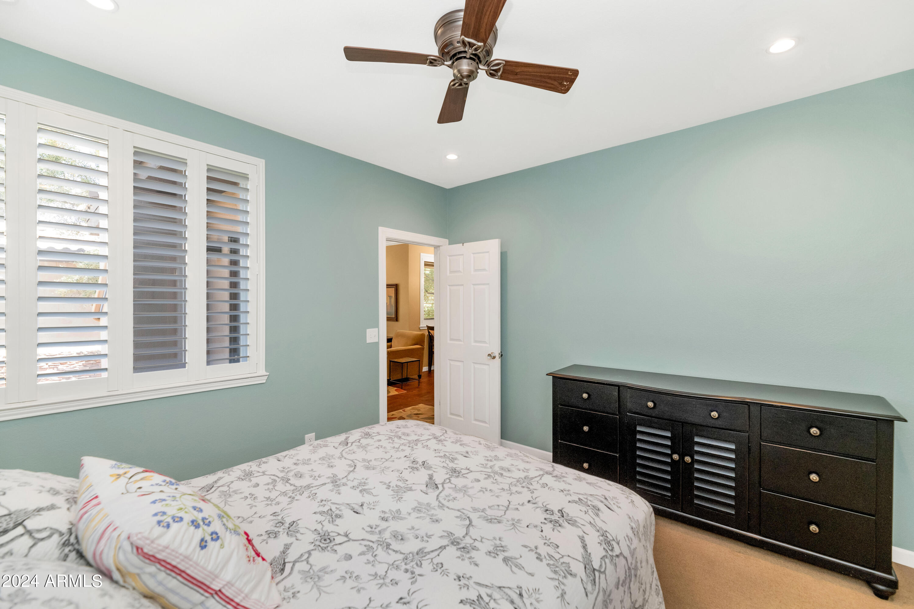 7009 E ACOMA Drive, 2167