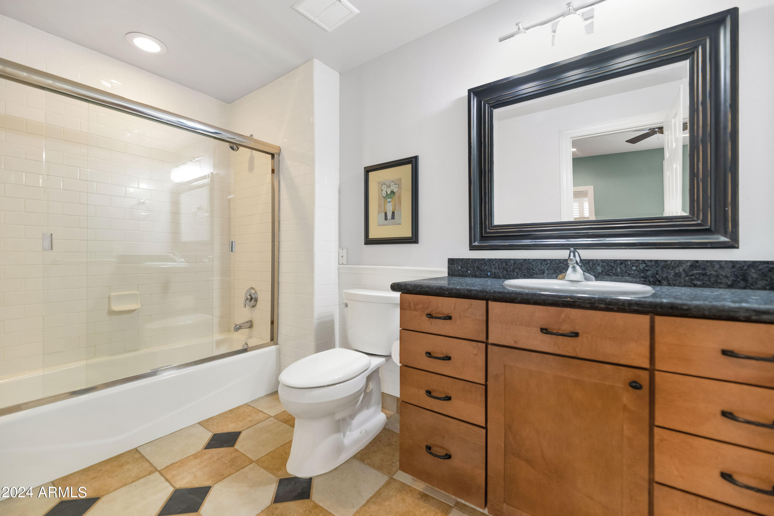 7009 E ACOMA Drive, 2167