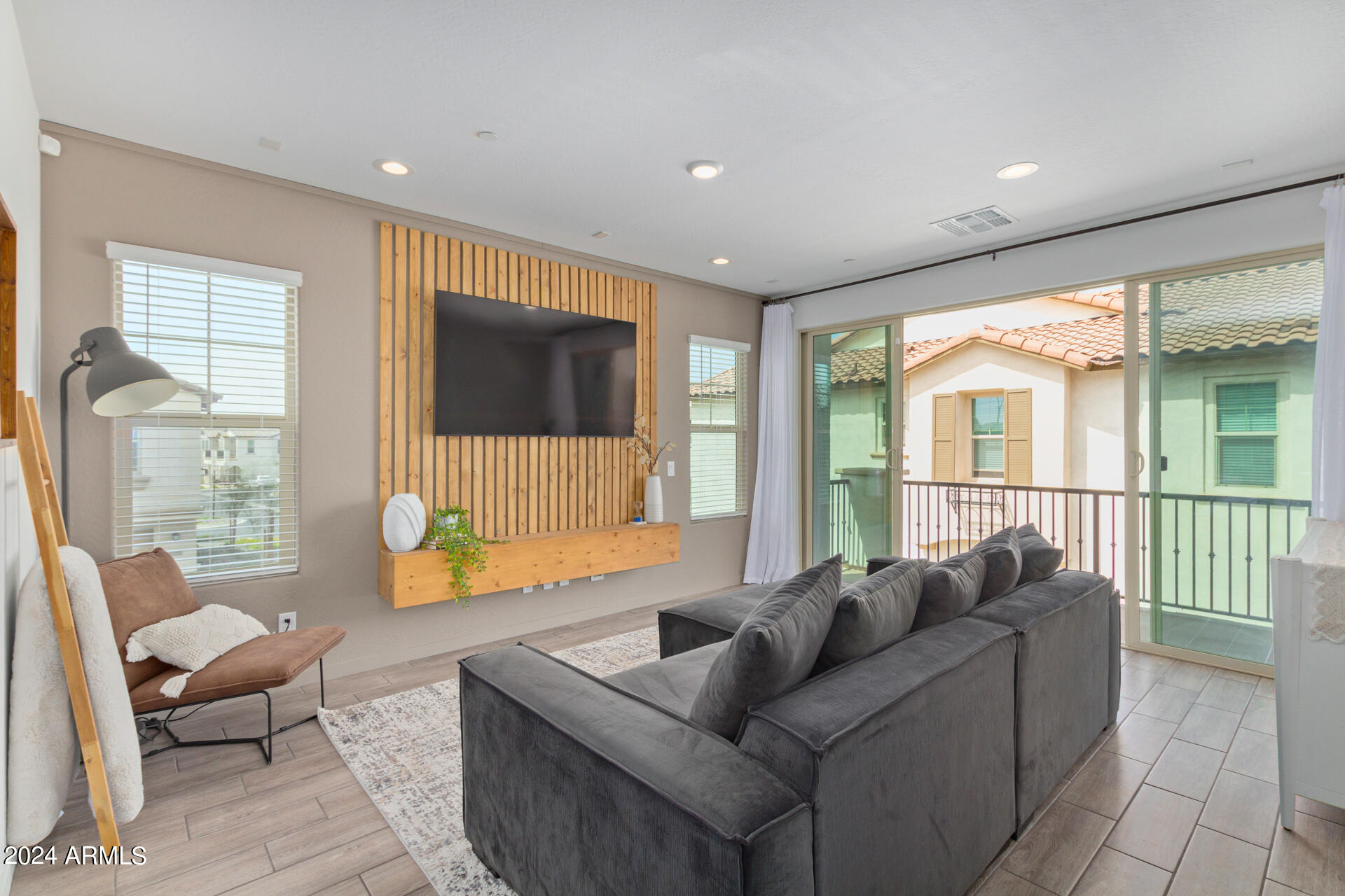 9902 E WAVELENGTH Avenue, Mesa