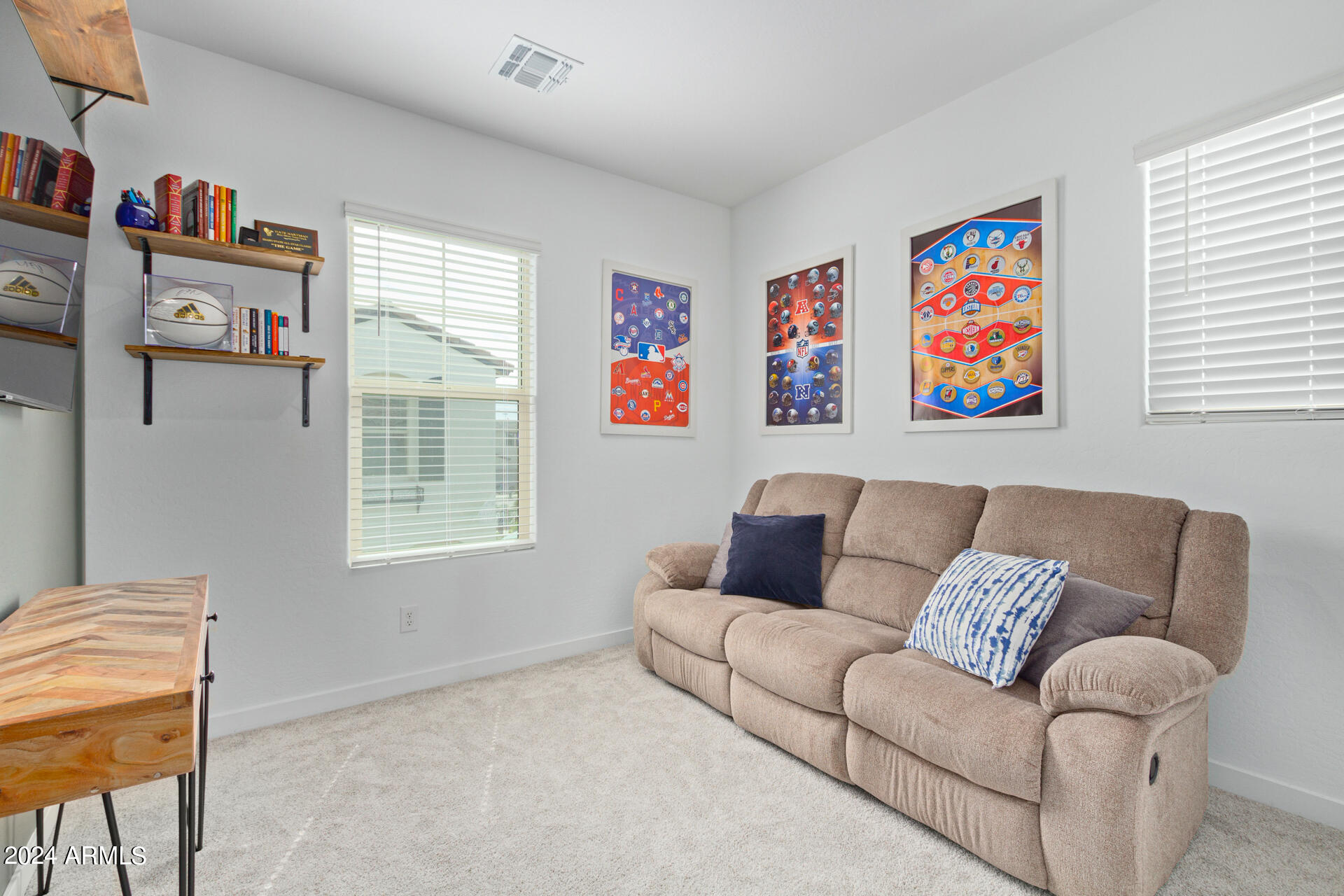 9902 E WAVELENGTH Avenue, Mesa