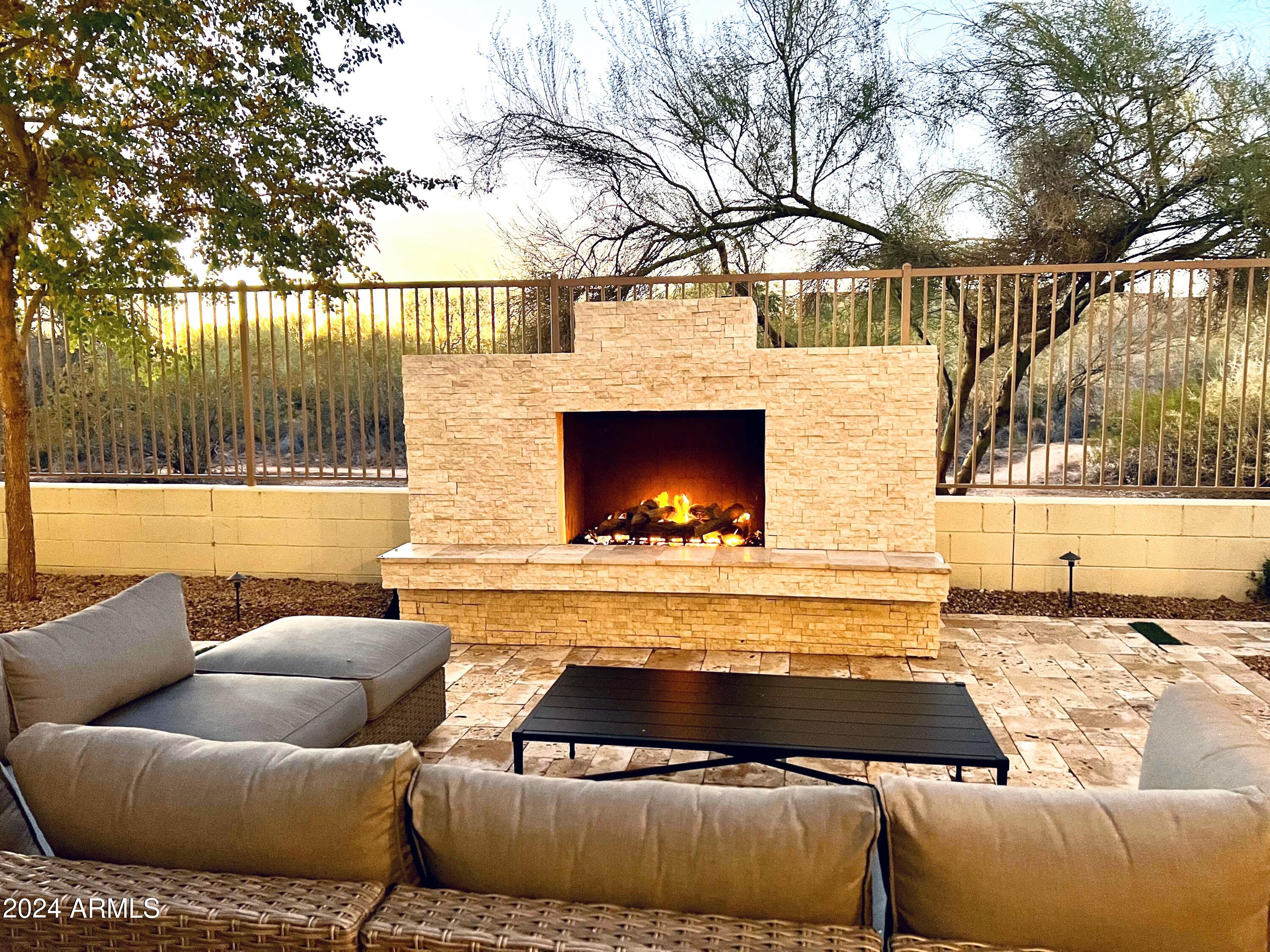 3950 E Morning Dove Trail