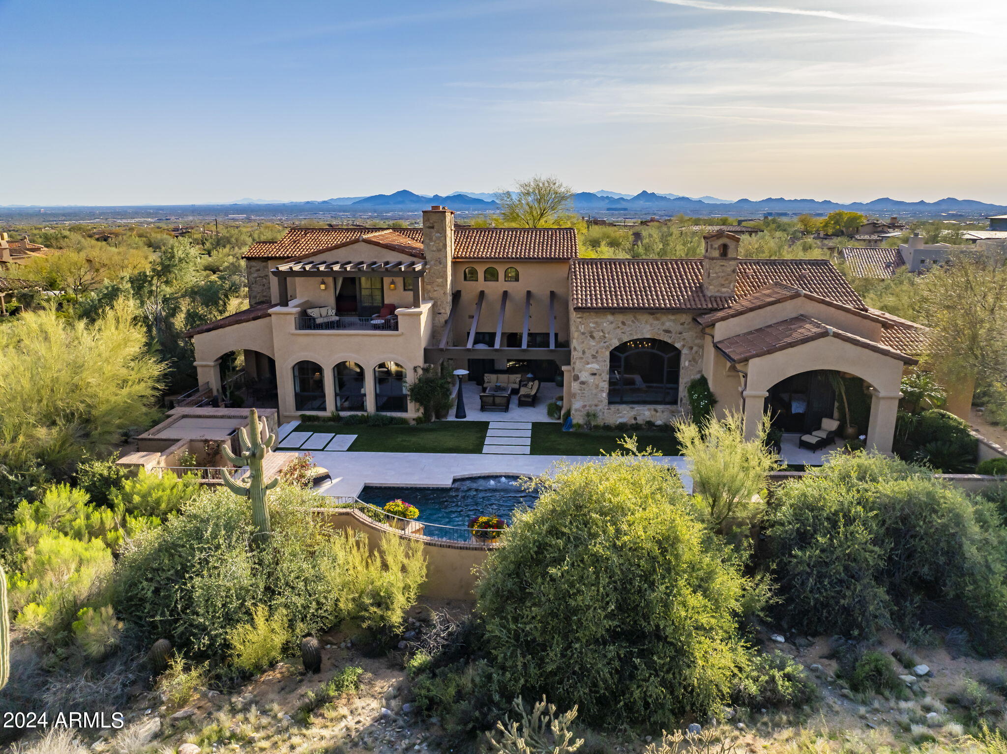 9820 E Thompson Peak Parkway, 640