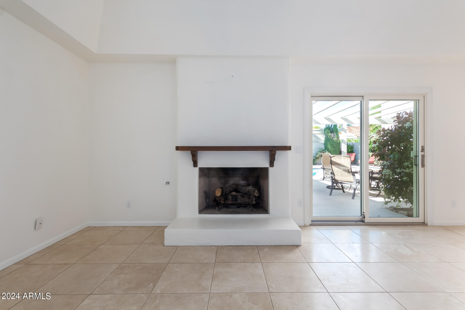 7256 E EL CAMINITO Drive