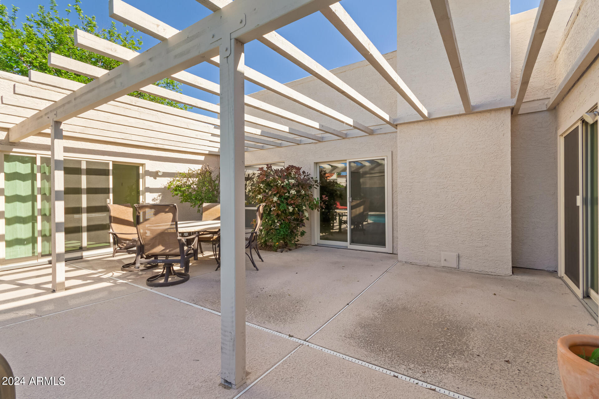 7256 E EL CAMINITO Drive