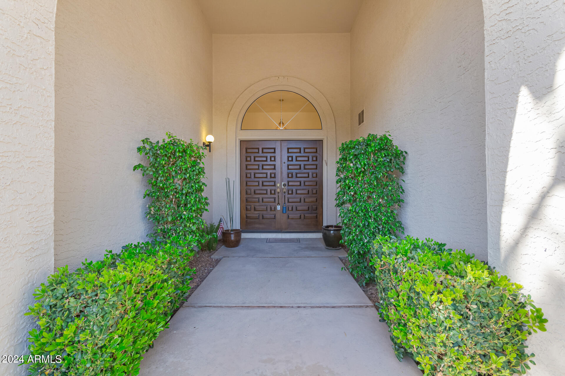 7256 E EL CAMINITO Drive