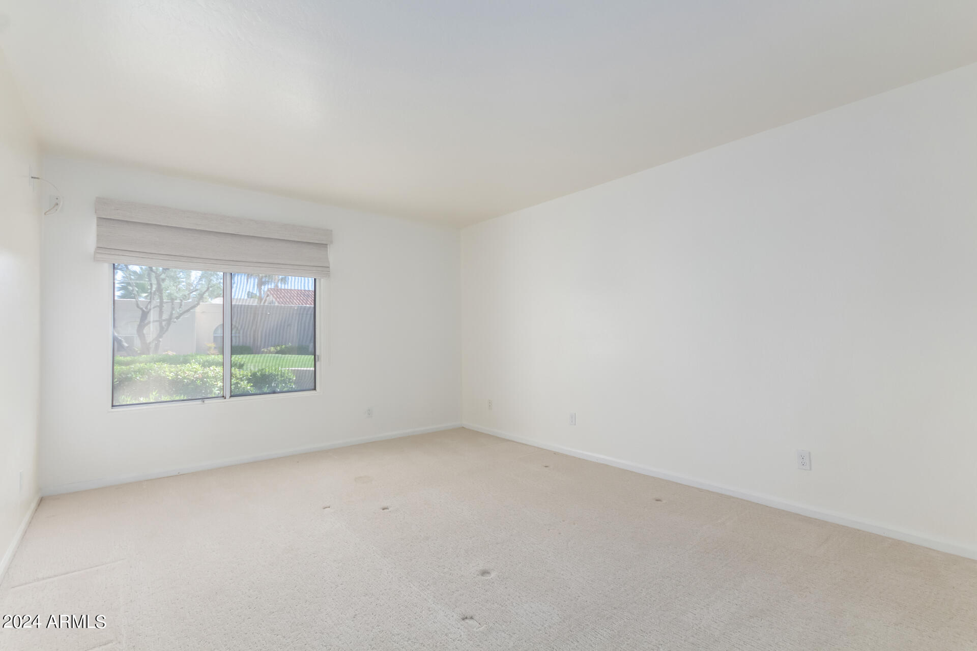 7256 E EL CAMINITO Drive