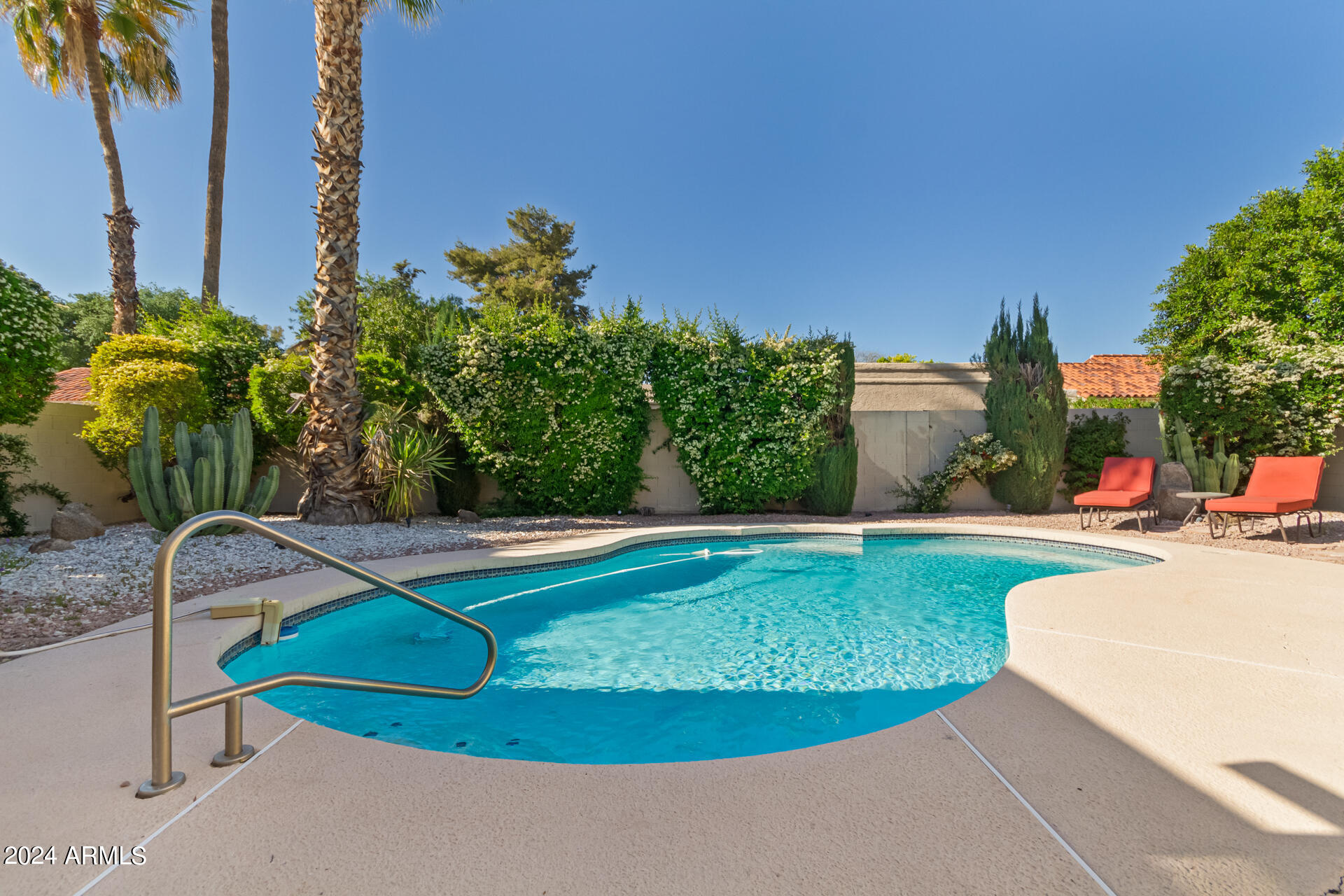 7256 E EL CAMINITO Drive