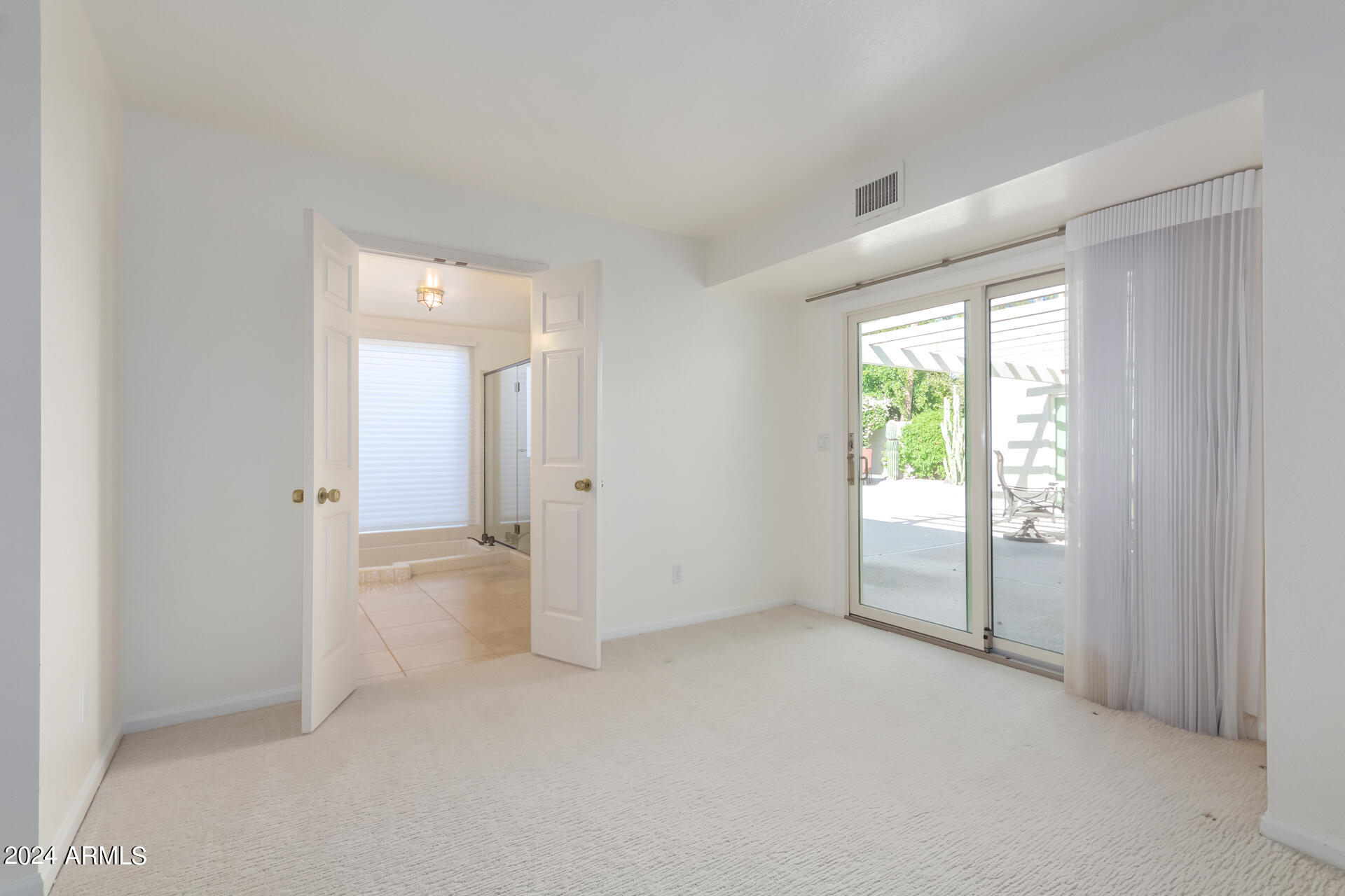 7256 E EL CAMINITO Drive