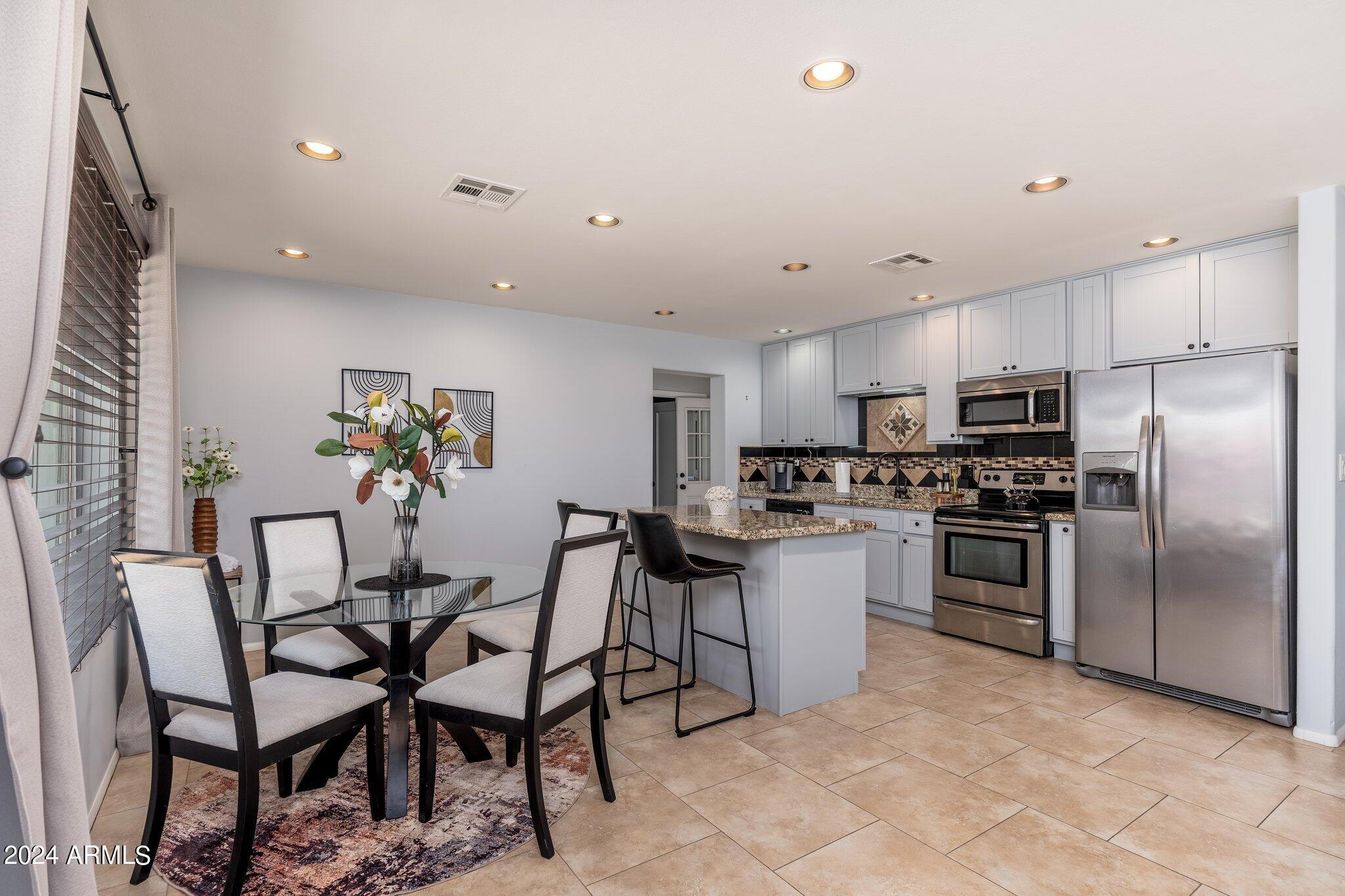 11823 N 22ND Street, Phoenix